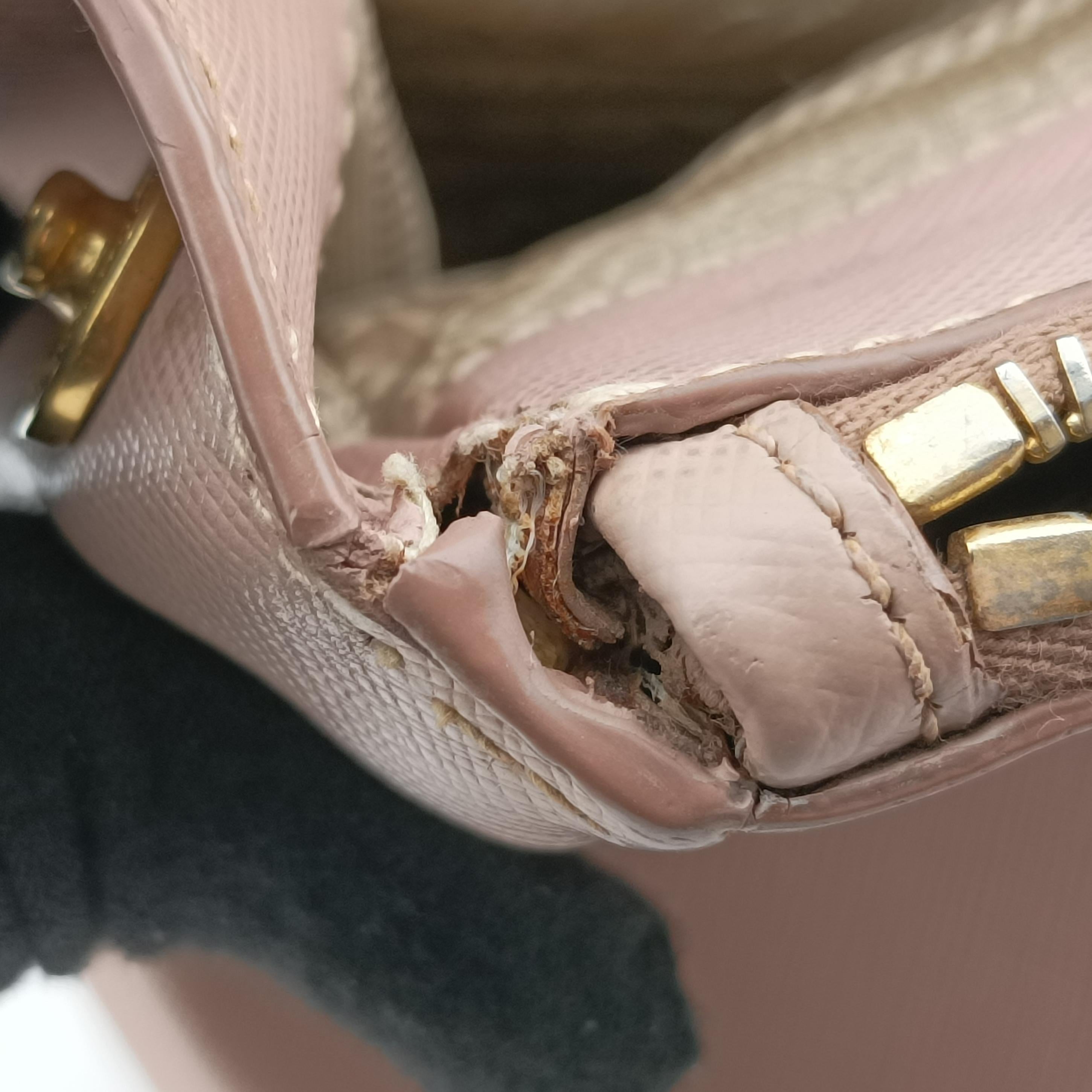 Vintage Prada Galleria Pink SAFFIANO Leather BN1801 shoulderbag | stylenewstar