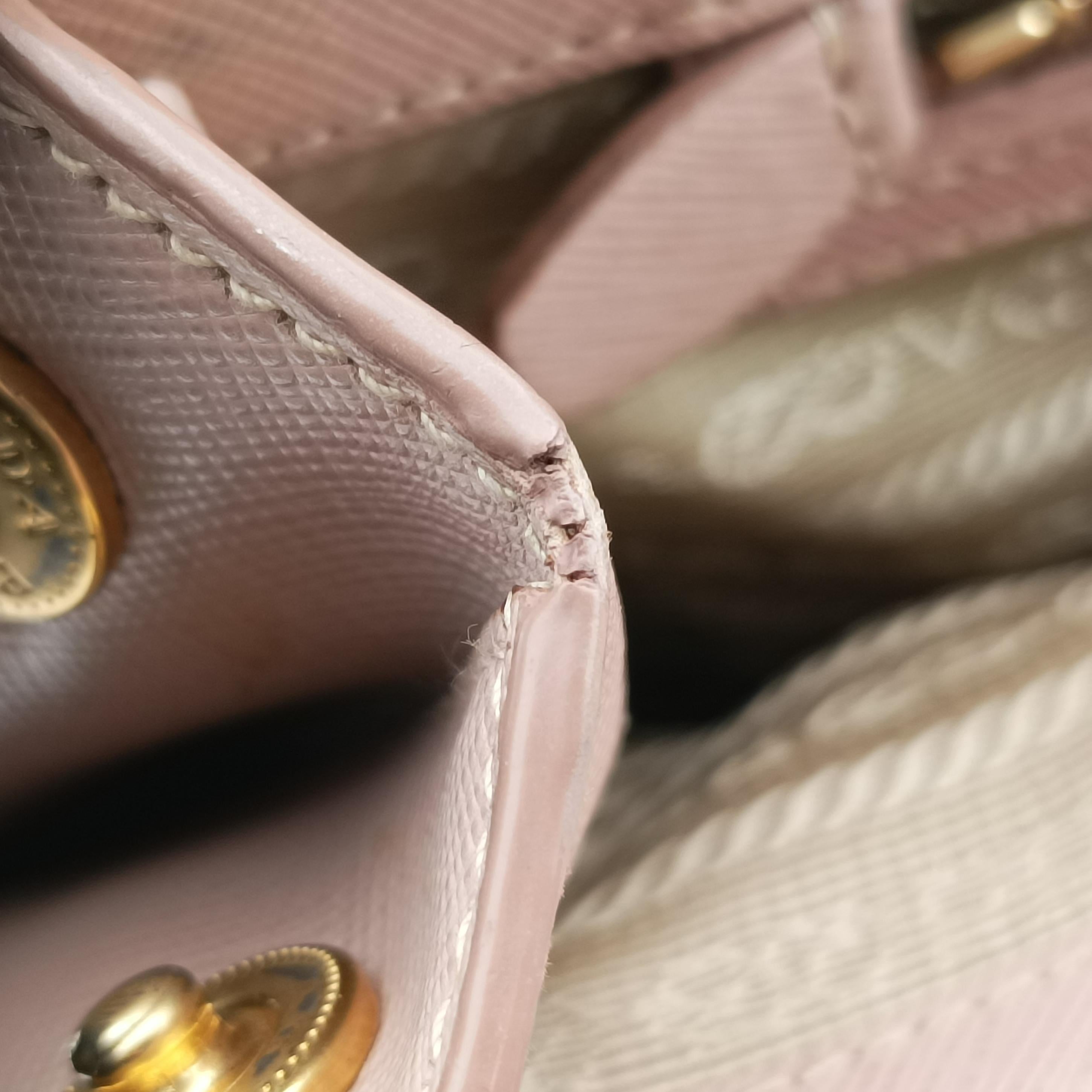 Vintage Prada Galleria Pink SAFFIANO Leather BN1801 shoulderbag | stylenewstar