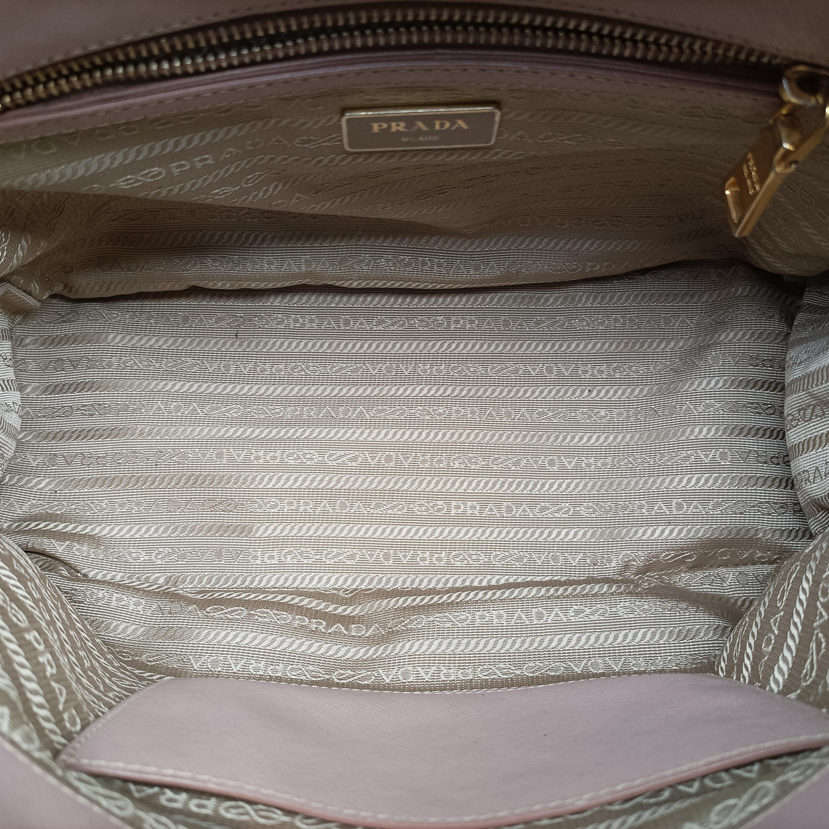 Vintage Prada Galleria Pink SAFFIANO Leather BN1801 shoulderbag | stylenewstar