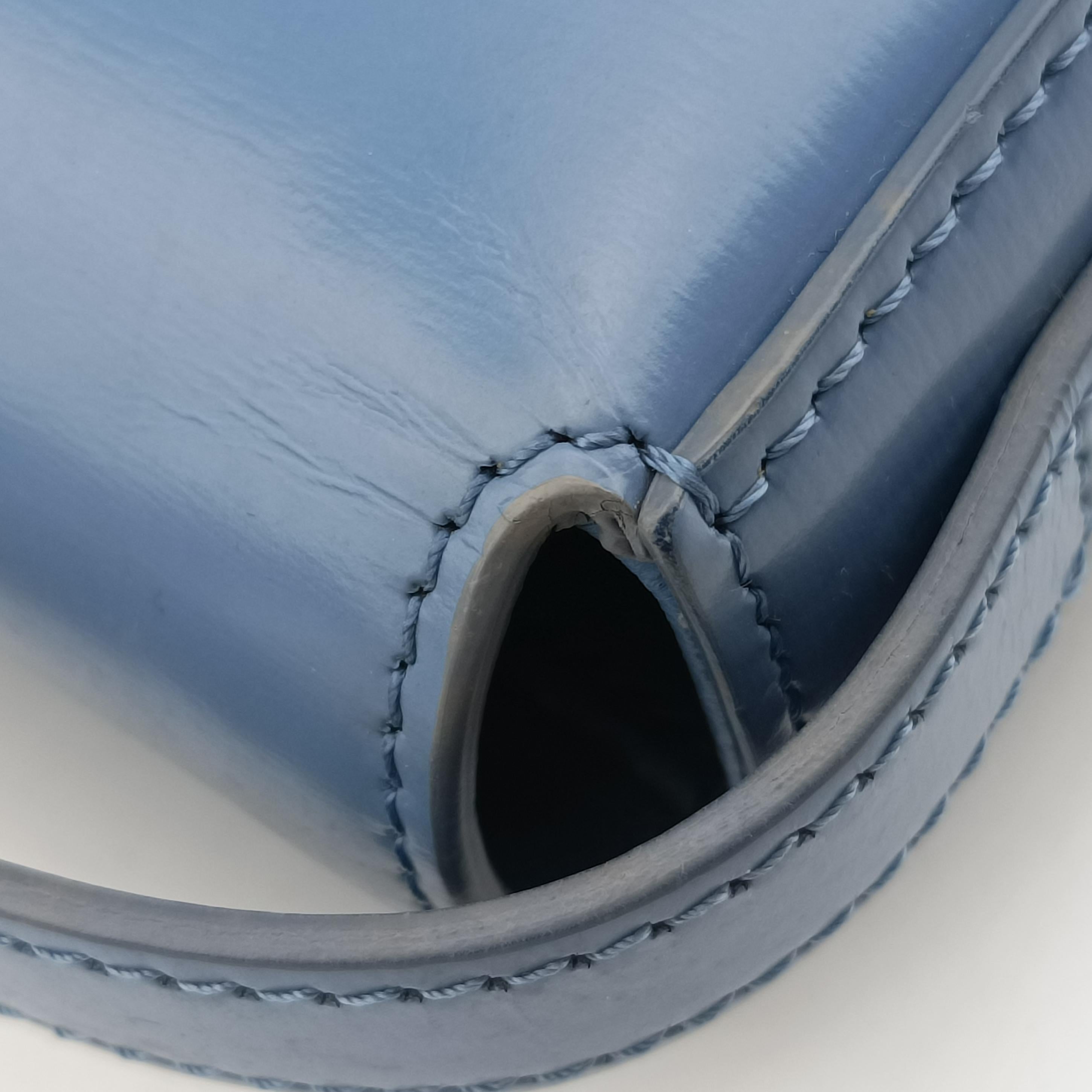 Vintage Celine Teen Triomphe Blue Leather  shoulderbag | stylenewstar