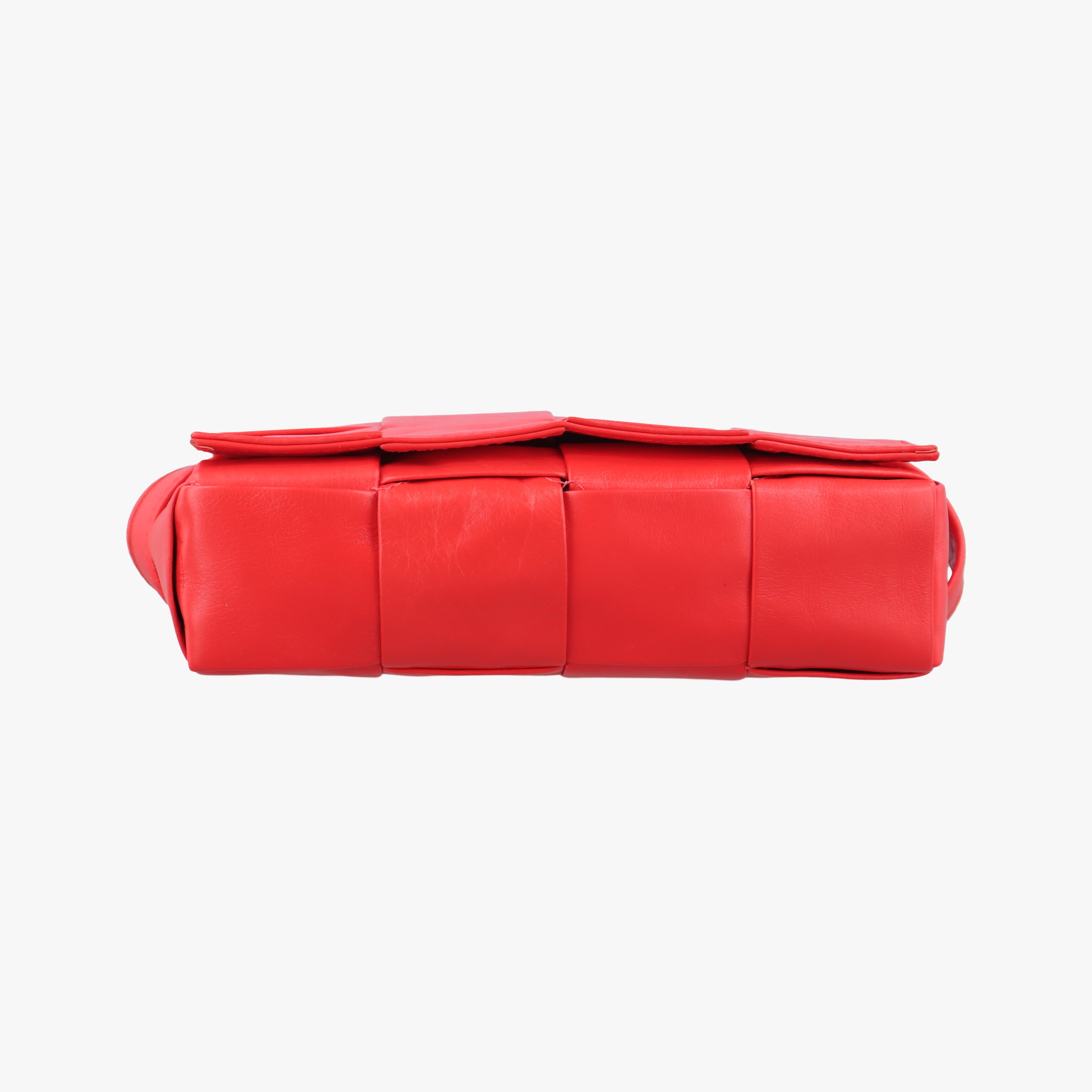 Vintage Bottega Veneta CASSETTE Red lambskin  shoulderbag | stylenewstar