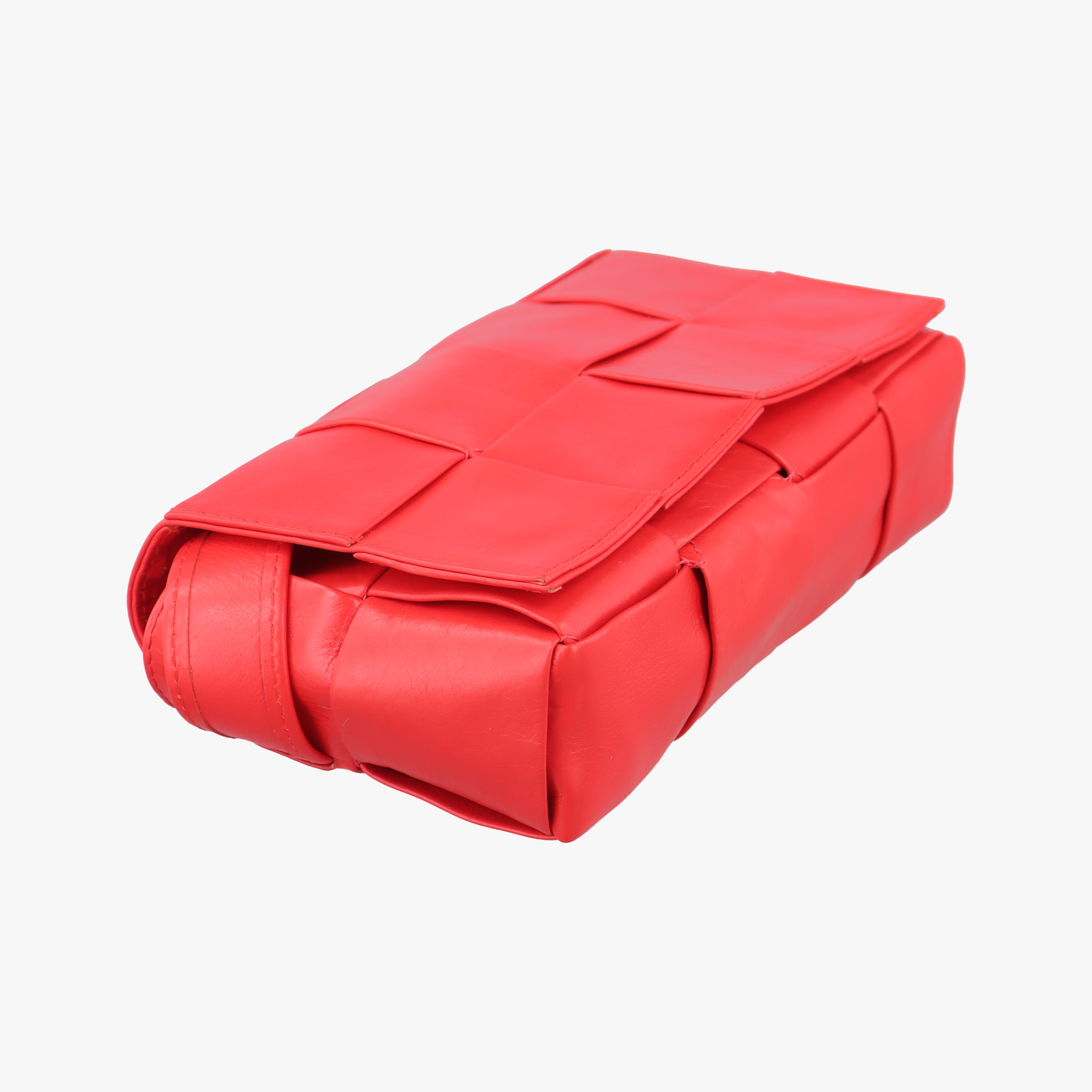Vintage Bottega Veneta CASSETTE Red lambskin  shoulderbag | stylenewstar