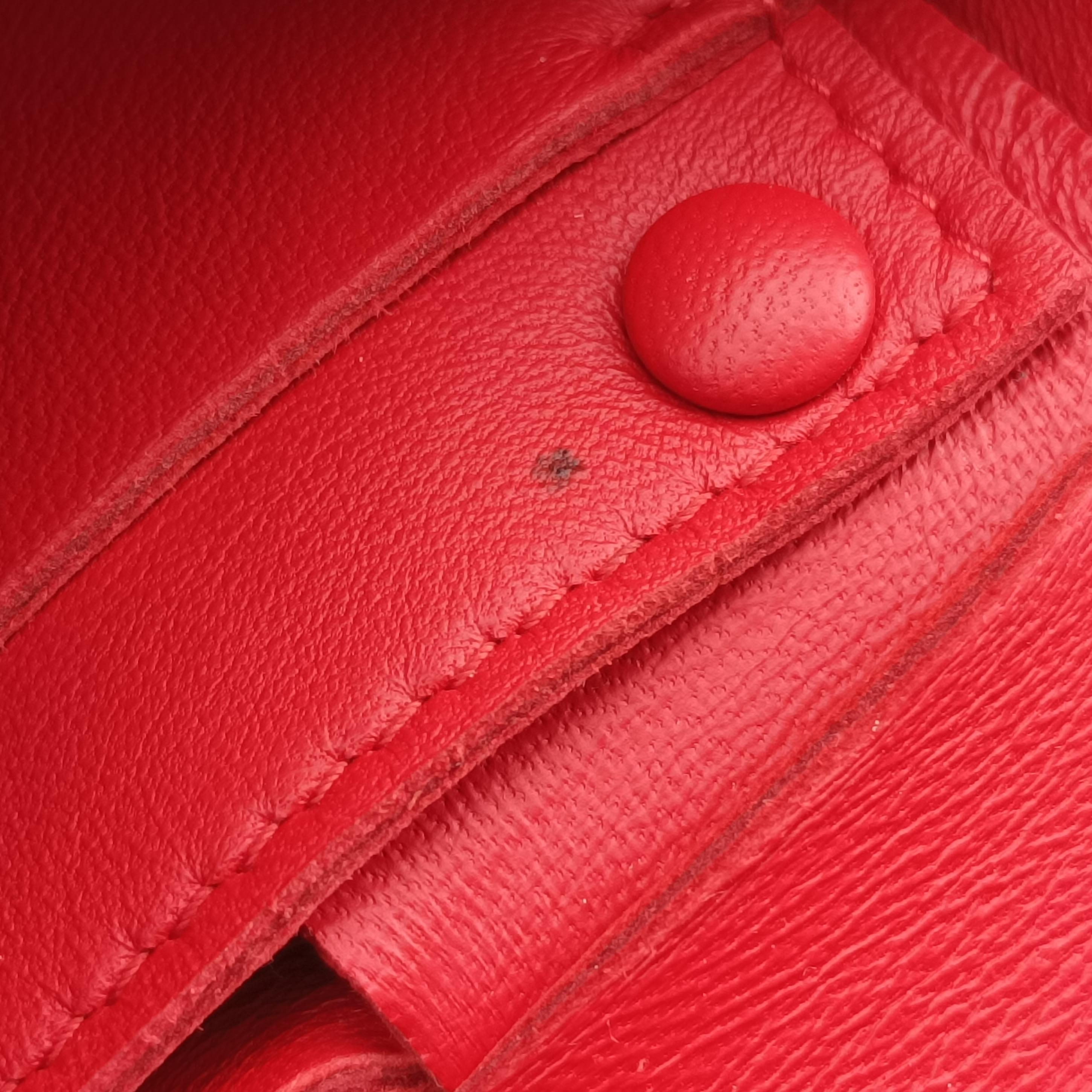 Vintage Bottega Veneta CASSETTE Red lambskin  shoulderbag | stylenewstar