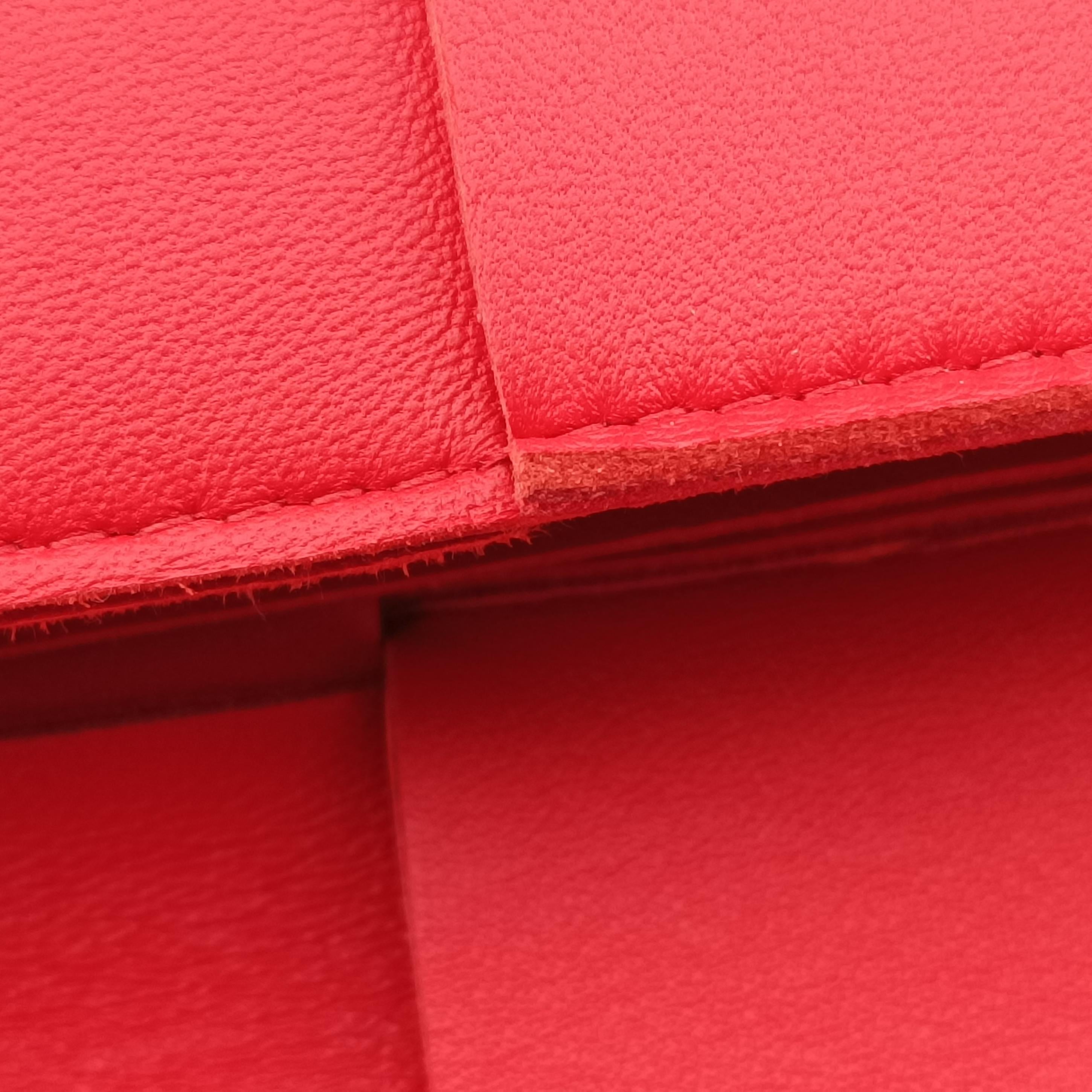 Vintage Bottega Veneta CASSETTE Red lambskin  shoulderbag | stylenewstar