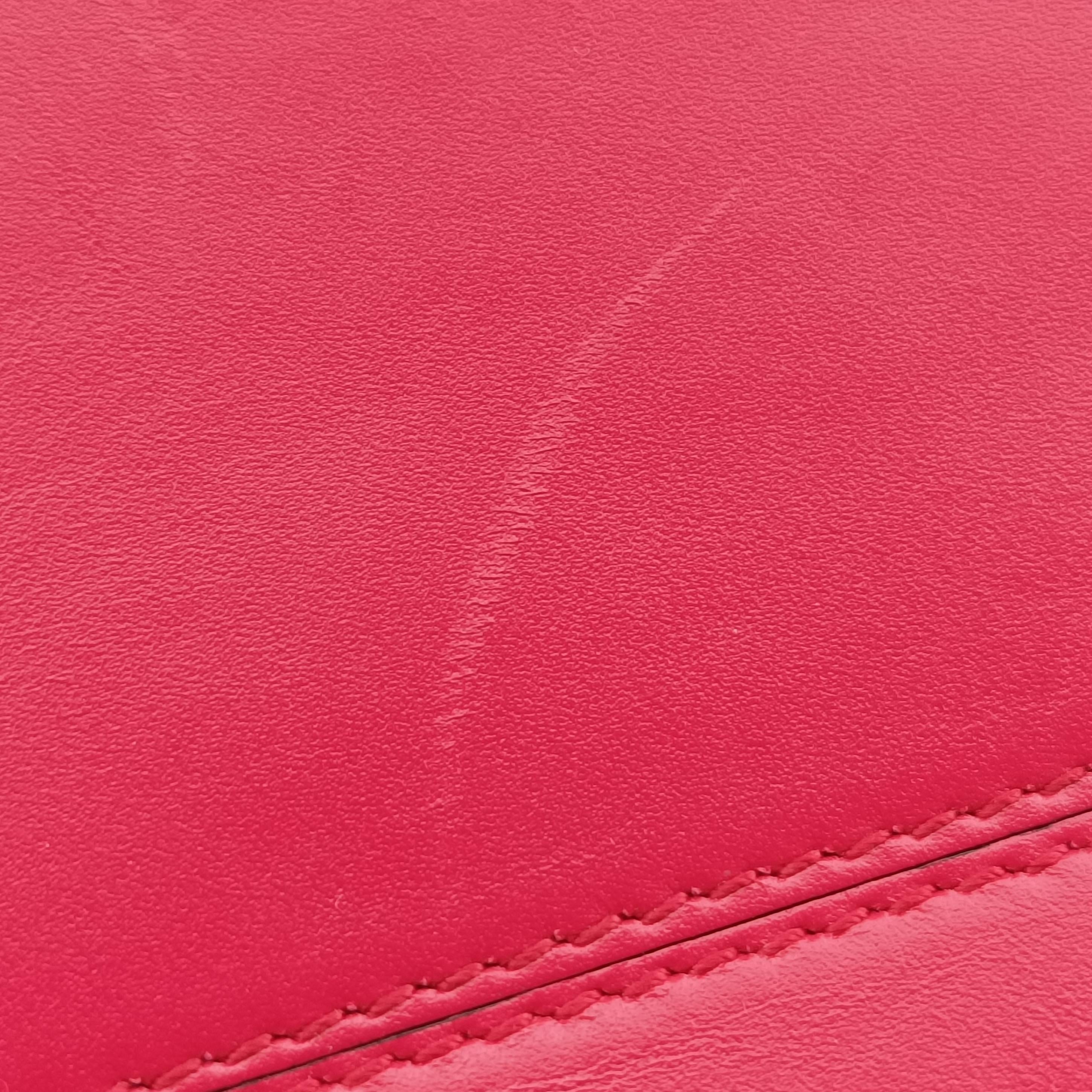 Pre-owned Bvlgari Serpenti Scaglie Red leather  shoulderbag | stylenewstar