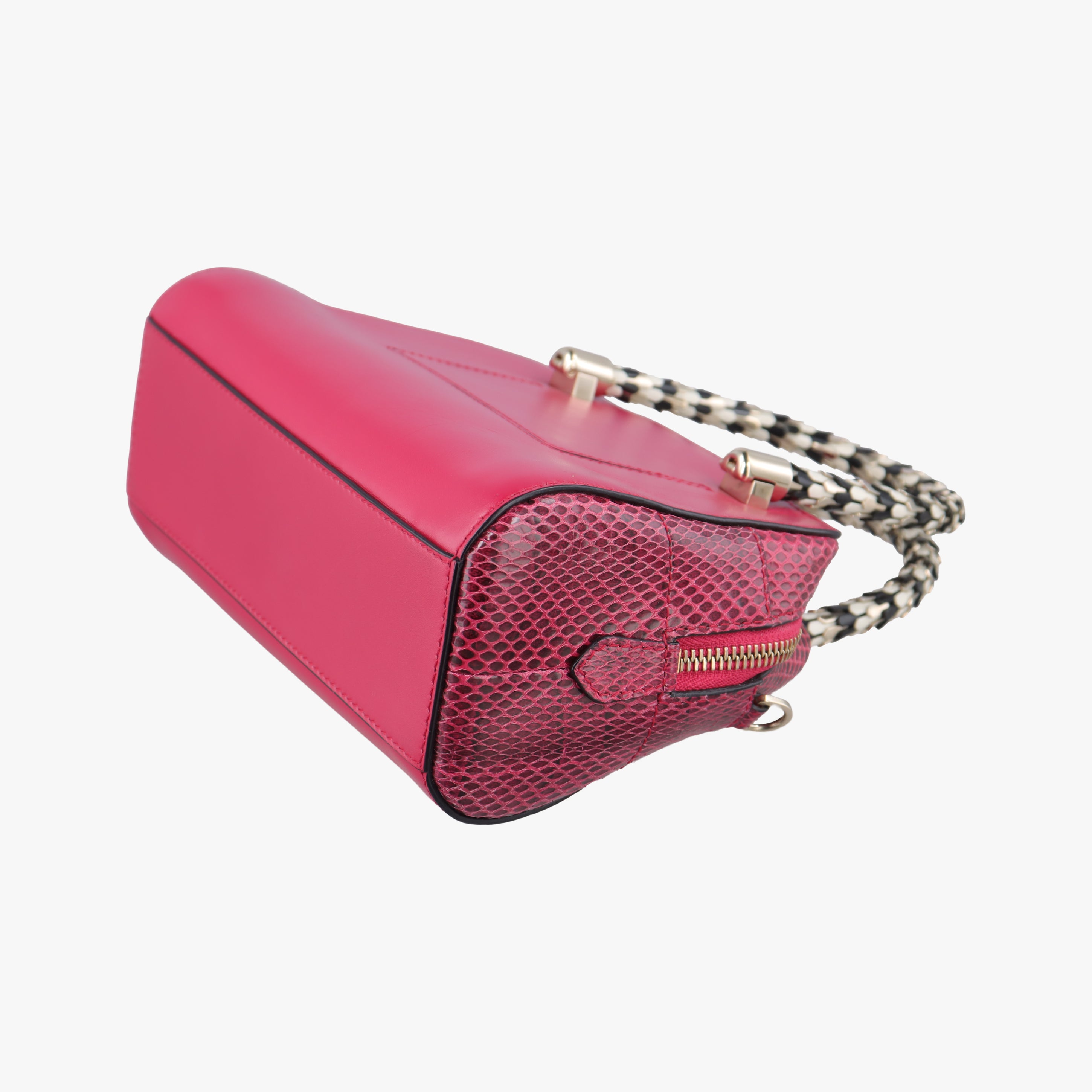 Pre-owned Bvlgari Serpenti Scaglie Red leather  shoulderbag | stylenewstar
