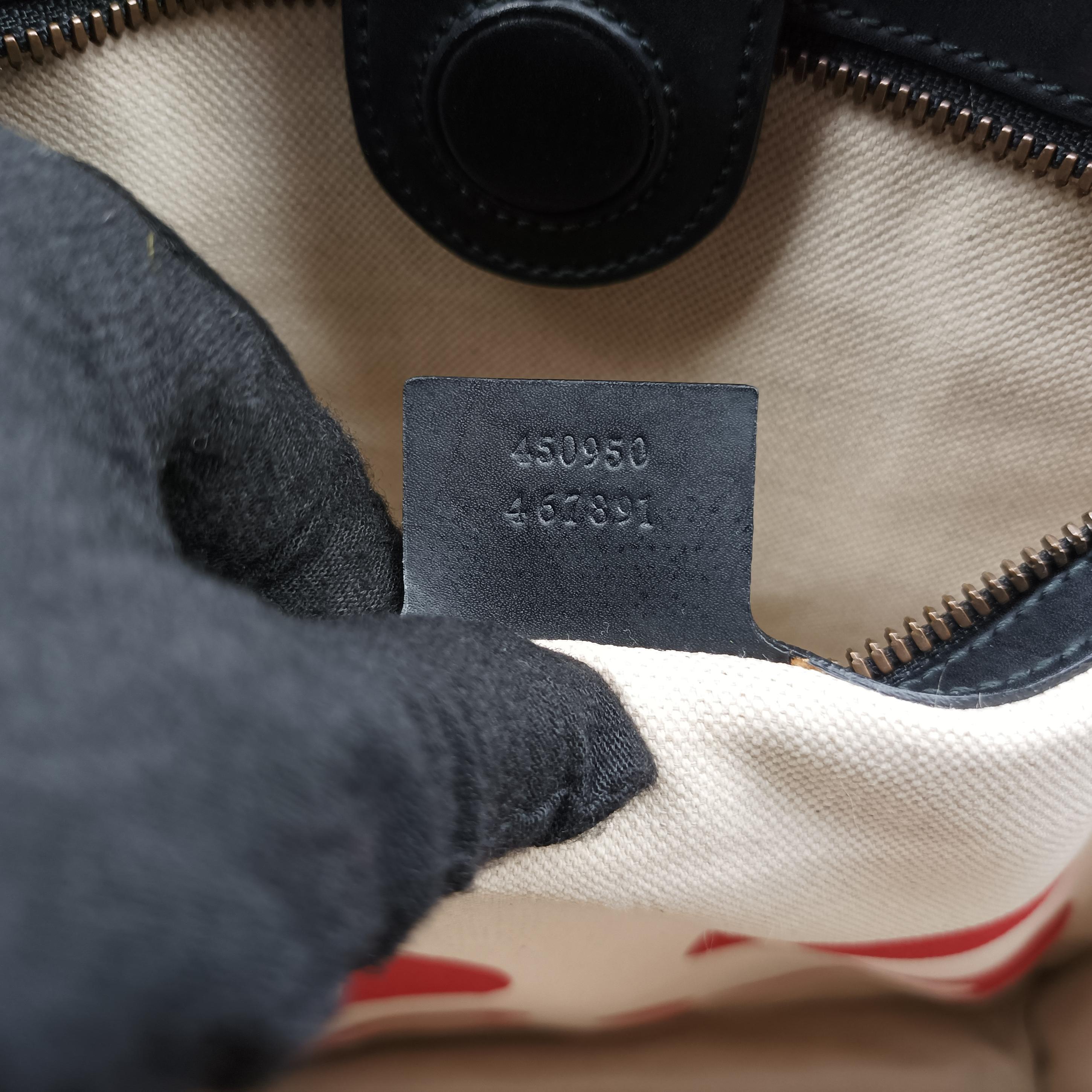 Secondhand Gucci GG Supreme Wolf Print beige×multi Canvas 450950 shoulderbag | stylenewstar