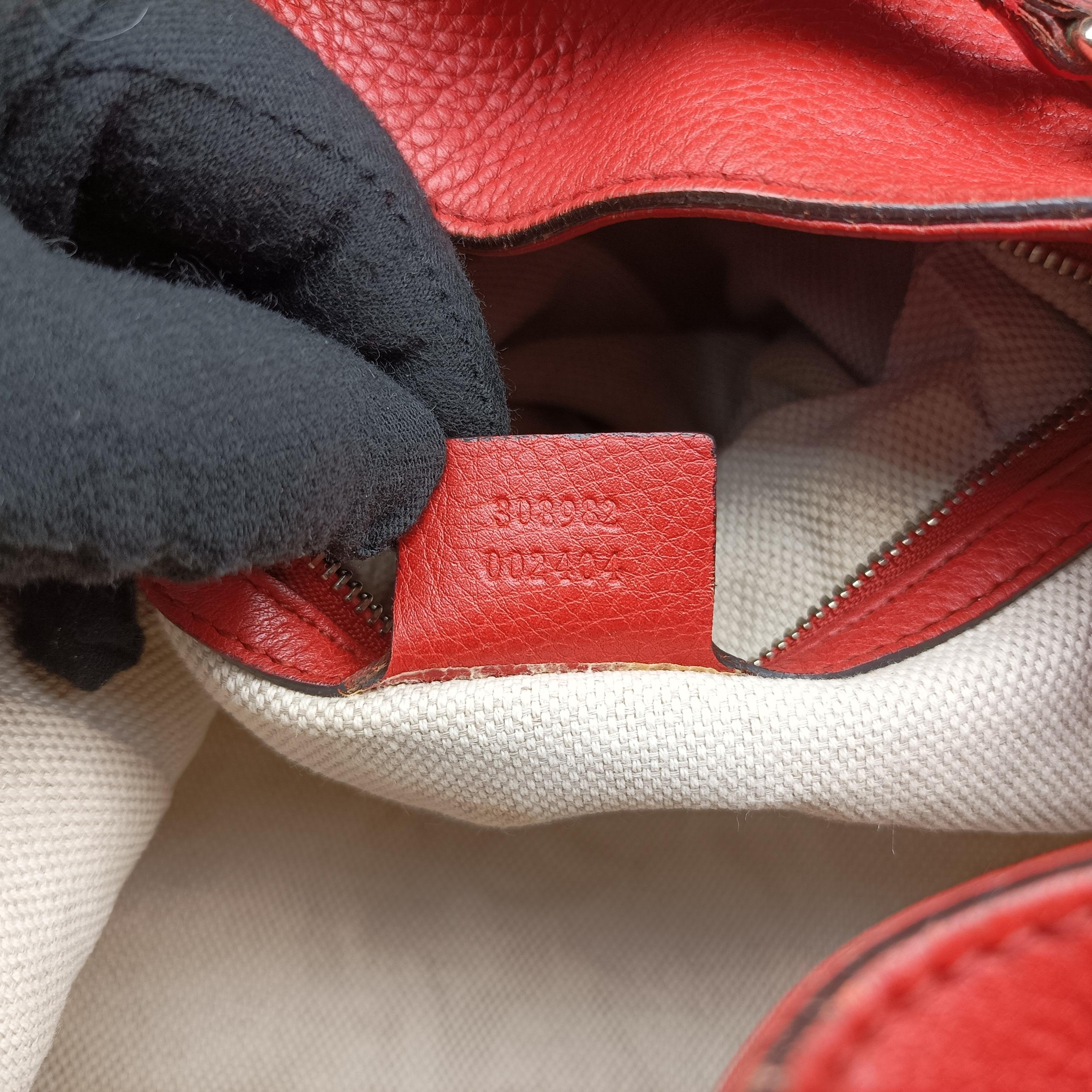 Pre-owned Gucci Soho Orange Leather 308982 shoulderbag | stylenewstar