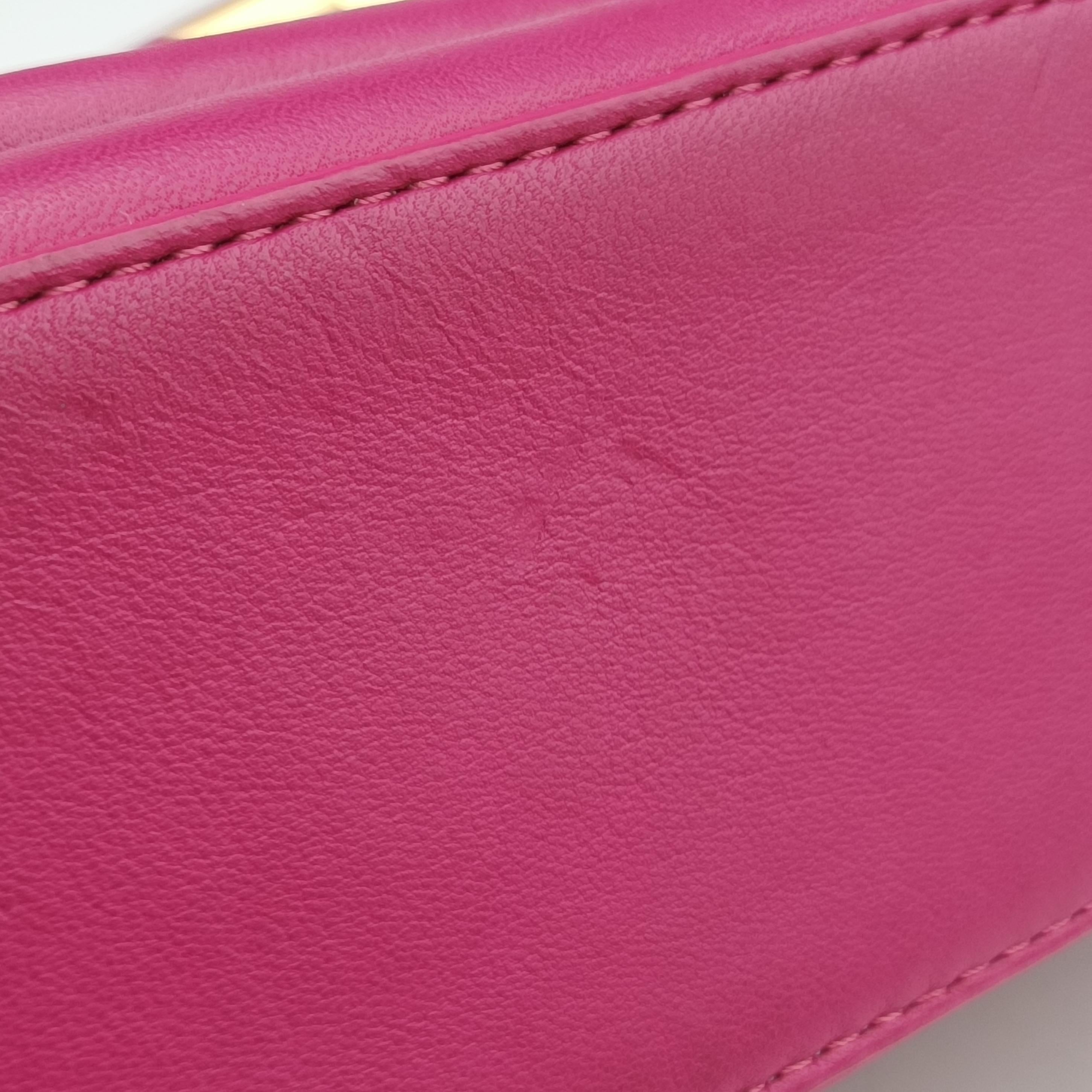 Pre-owned Fendi Be Baguette Rose Leather 8BR677 shoulderbag | stylenewstar