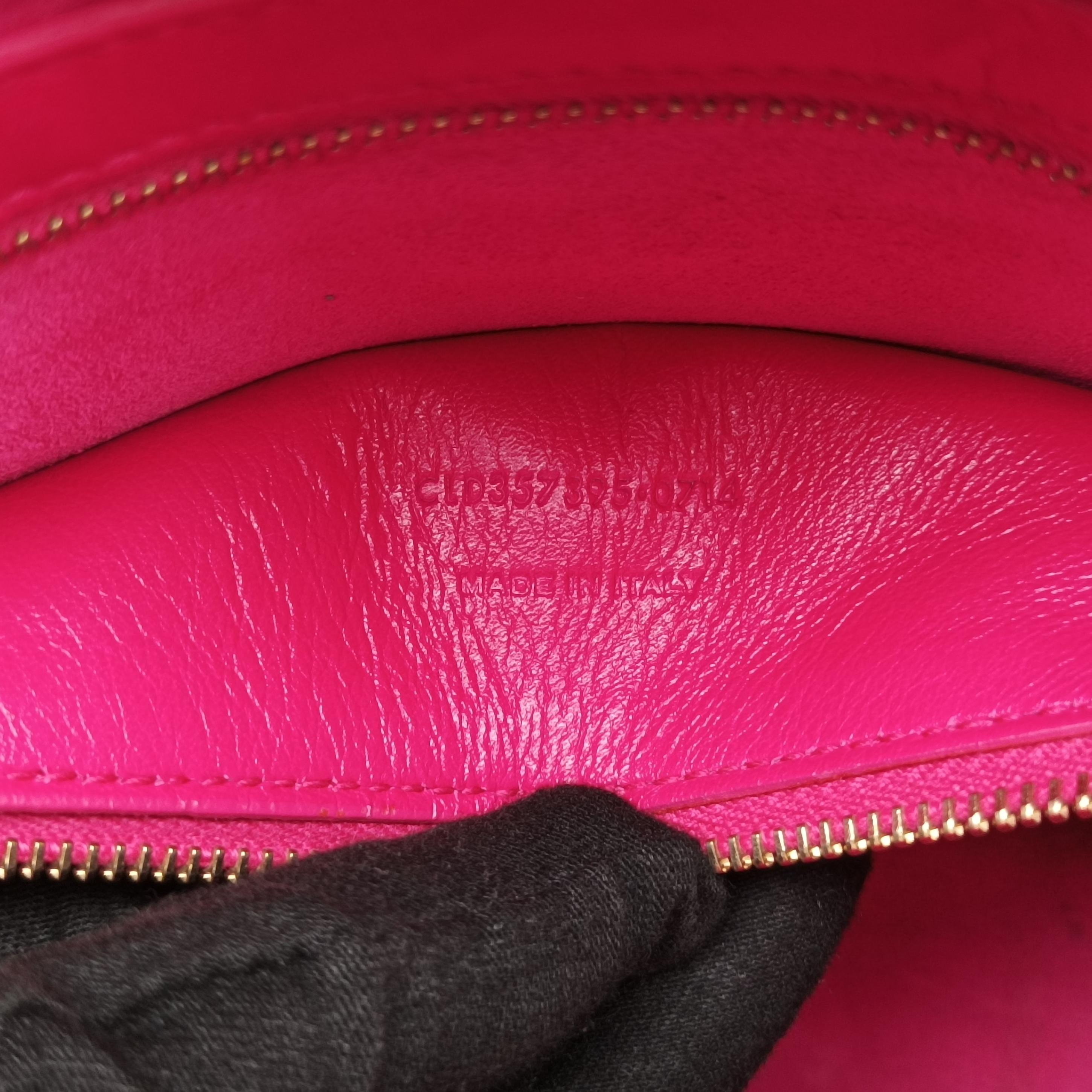 Pre-owned Yves Saint Laurent baby Cabas Rose Leather 357395 handbag | stylenewstar