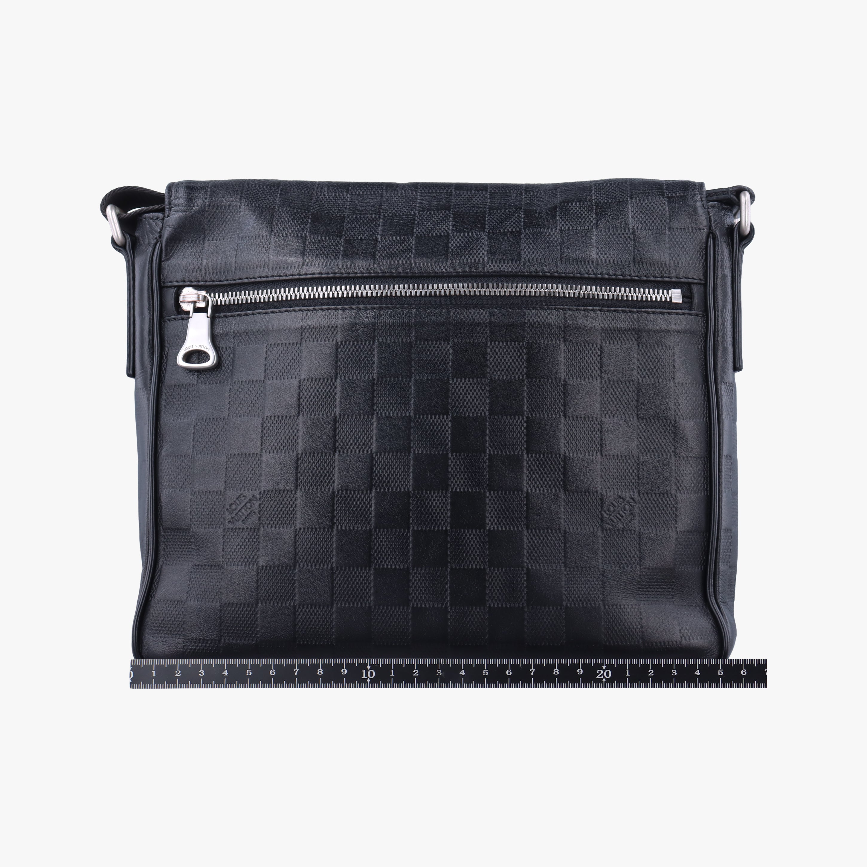 Vintage Louis Vuitton District PM Noir Damier Infini Leather N41033 shoulderbag | stylenewstar
