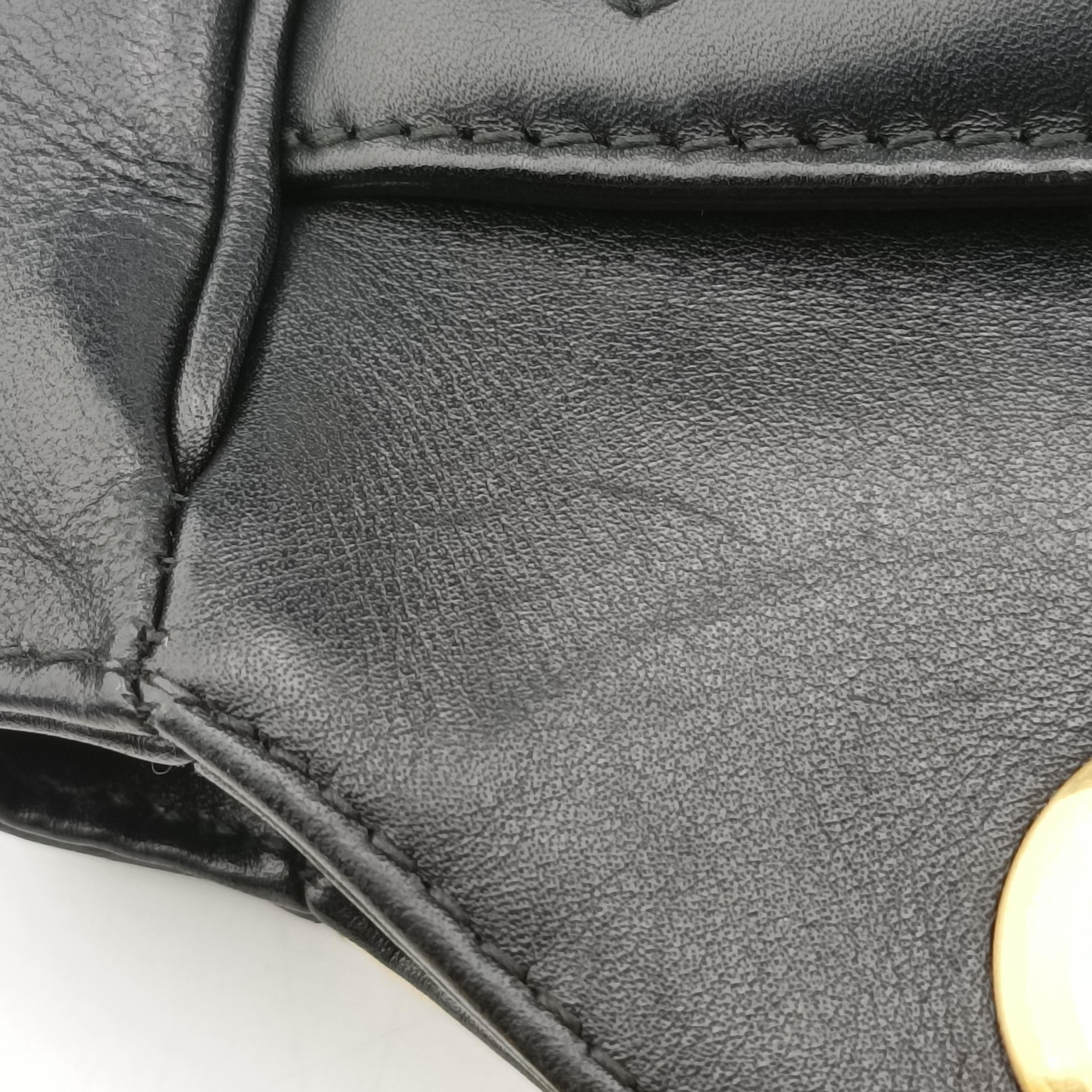 Pre-owned Gucci GG Marmont Black × White Leather 443501 shoulderbag | stylenewstar