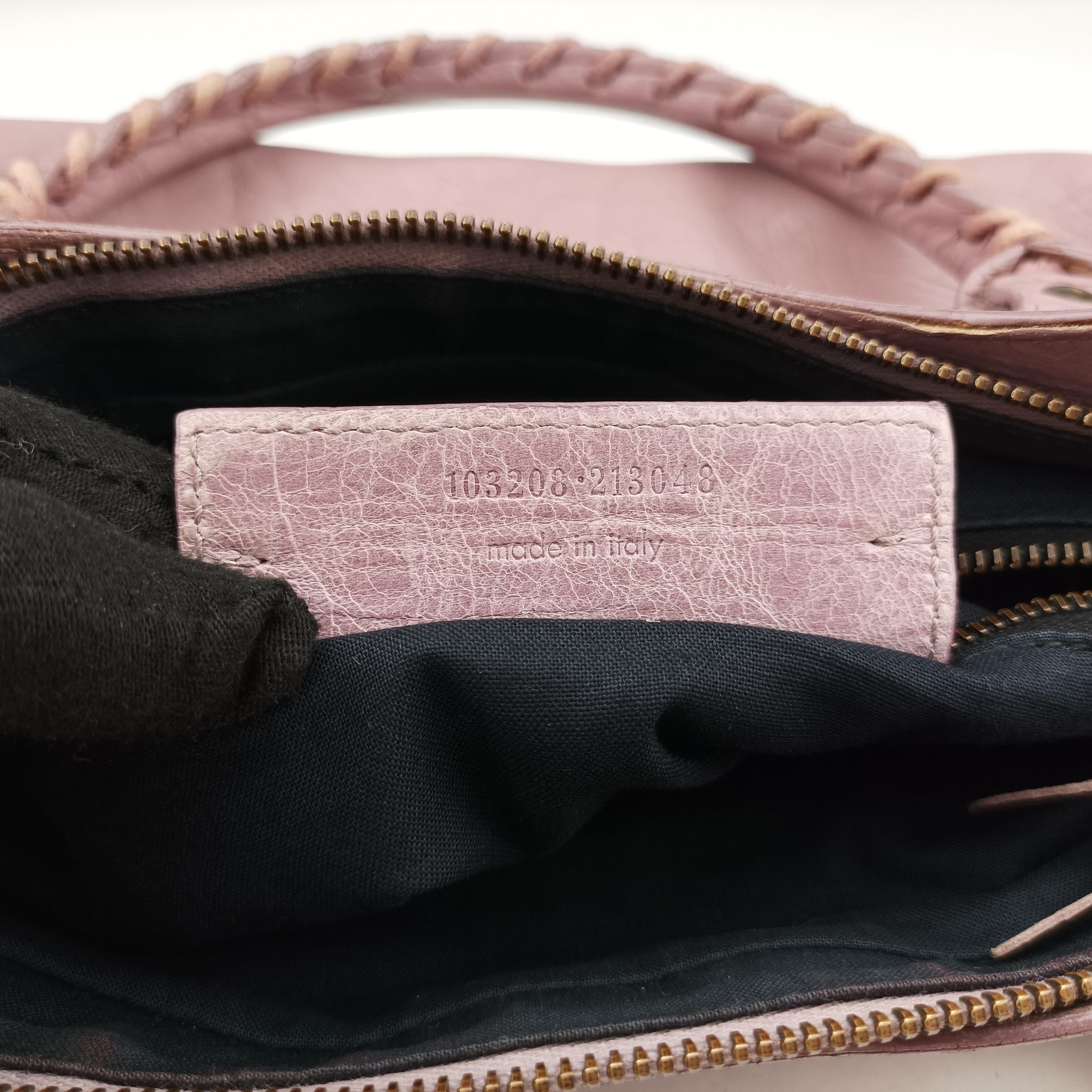 Pre-owned Balenciaga Giant City Purple lambskin  shoulderbag | stylenewstar