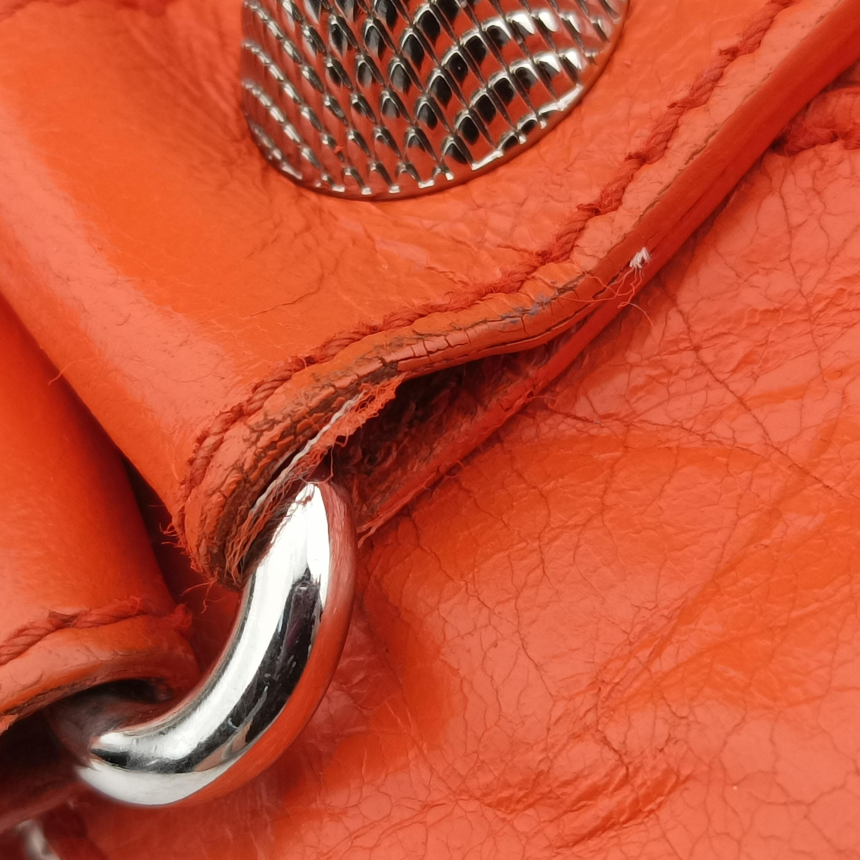 Pre-owned Balenciaga Giant City Orange lambskin  shoulderbag | stylenewstar