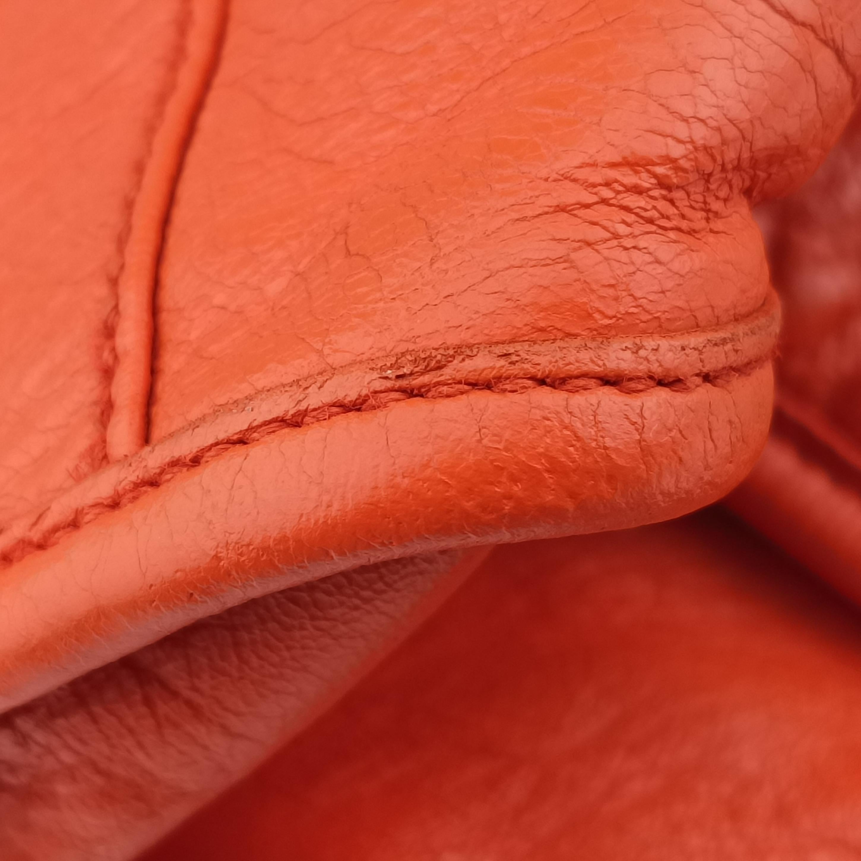 Pre-owned Balenciaga Giant City Orange lambskin  shoulderbag | stylenewstar