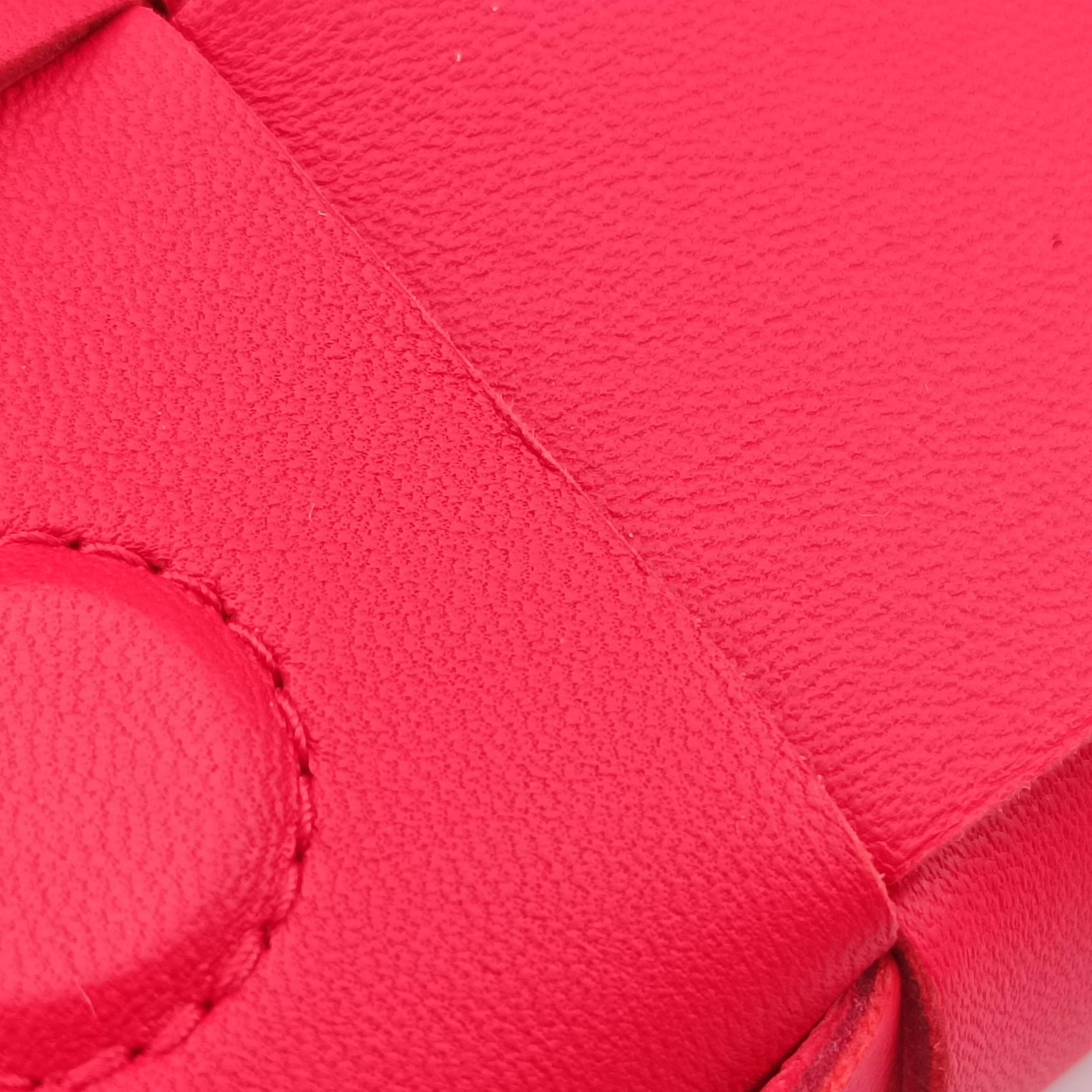 Pre-owned Bottega Veneta CASSETTE Red lambskin  bum bag/waist bag | stylenewstar