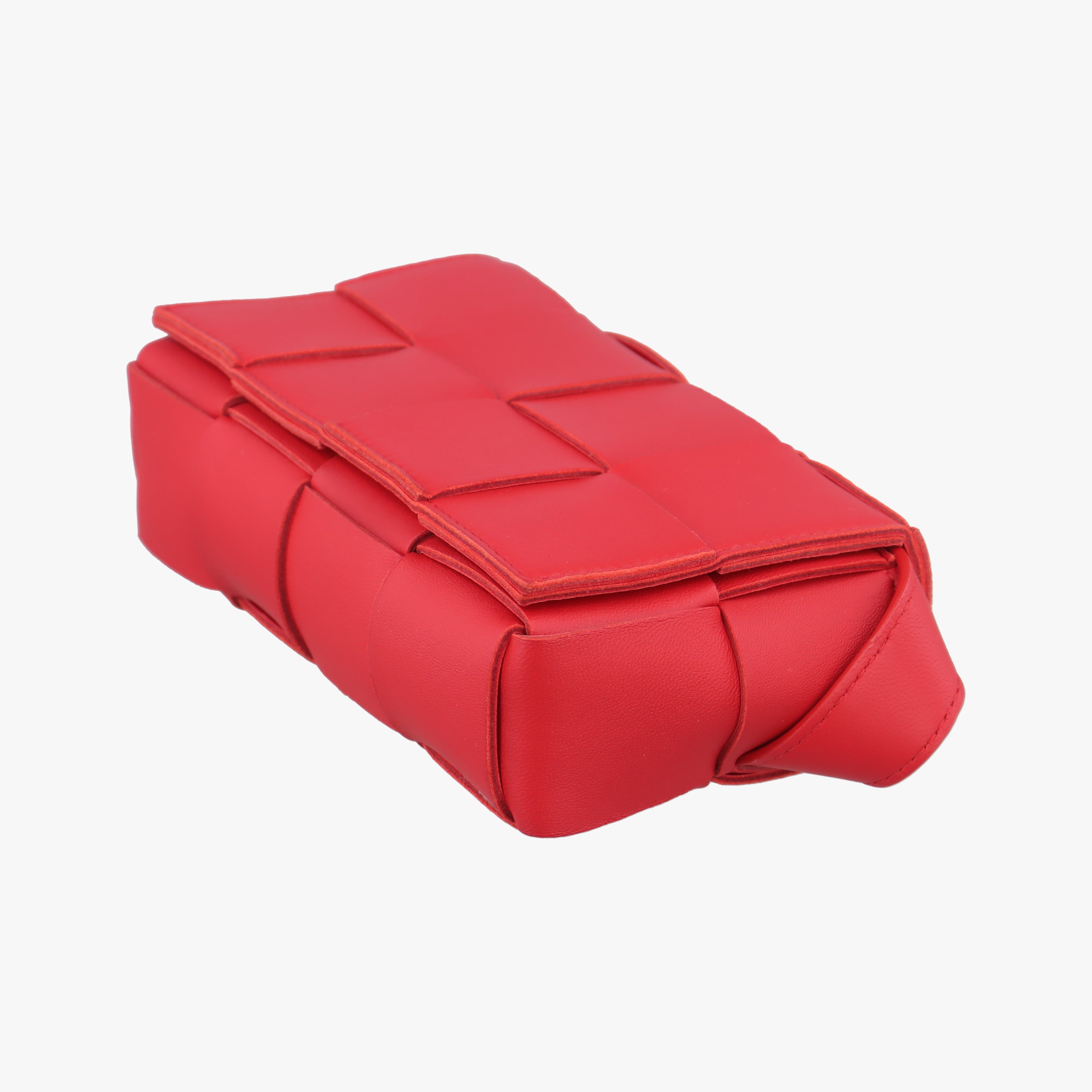 Pre-owned Bottega Veneta CASSETTE Red lambskin  bum bag/waist bag | stylenewstar