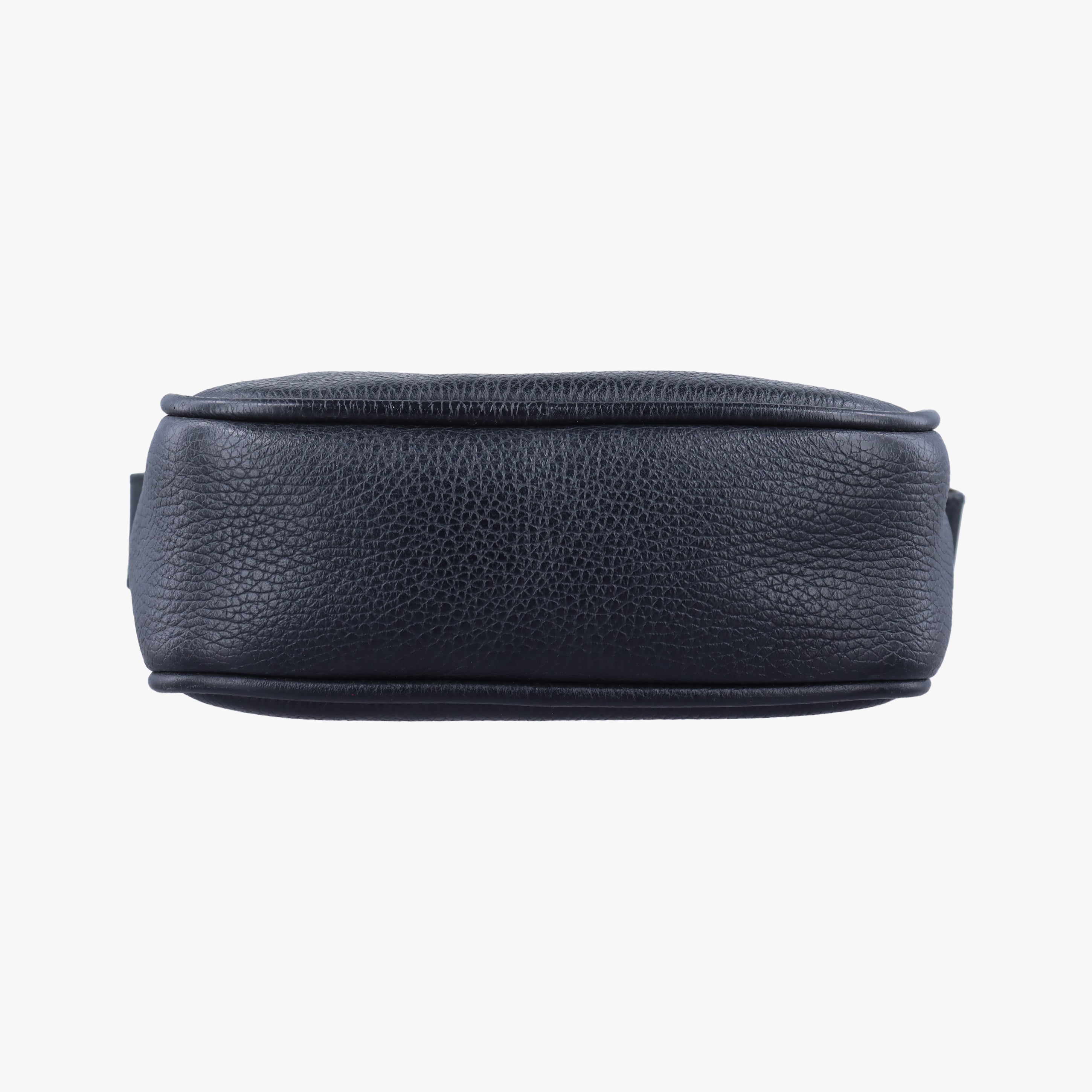 Vintage Gucci Gucci print Black Leather 574803 shoulderbag | stylenewstar