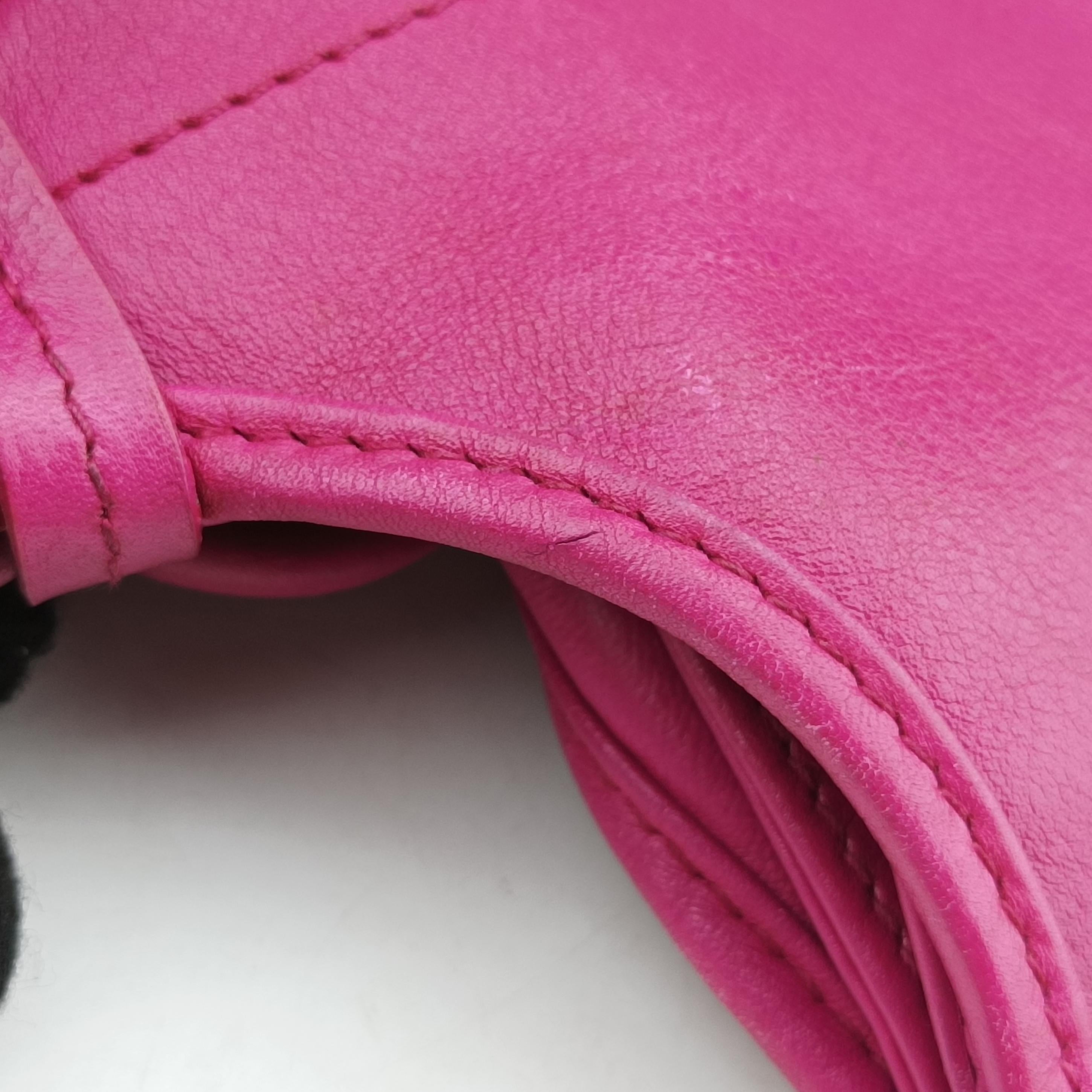 Pre-owned Christian Dior Hobo Rose leather  handbag | stylenewstar