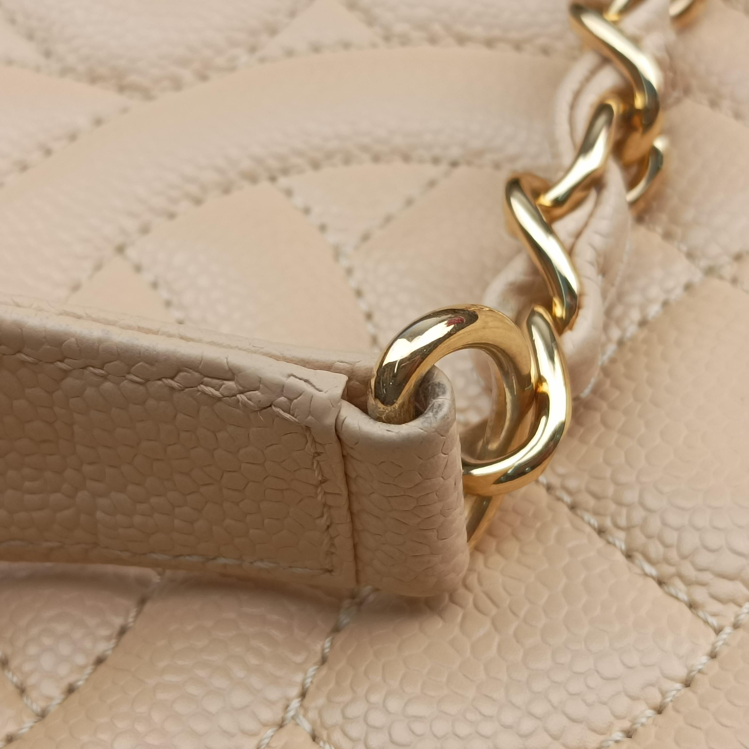 Pre-owned Chanel Matelasse Cocomark GST Beige caviar skin A50995 shoulderbag | stylenewstar