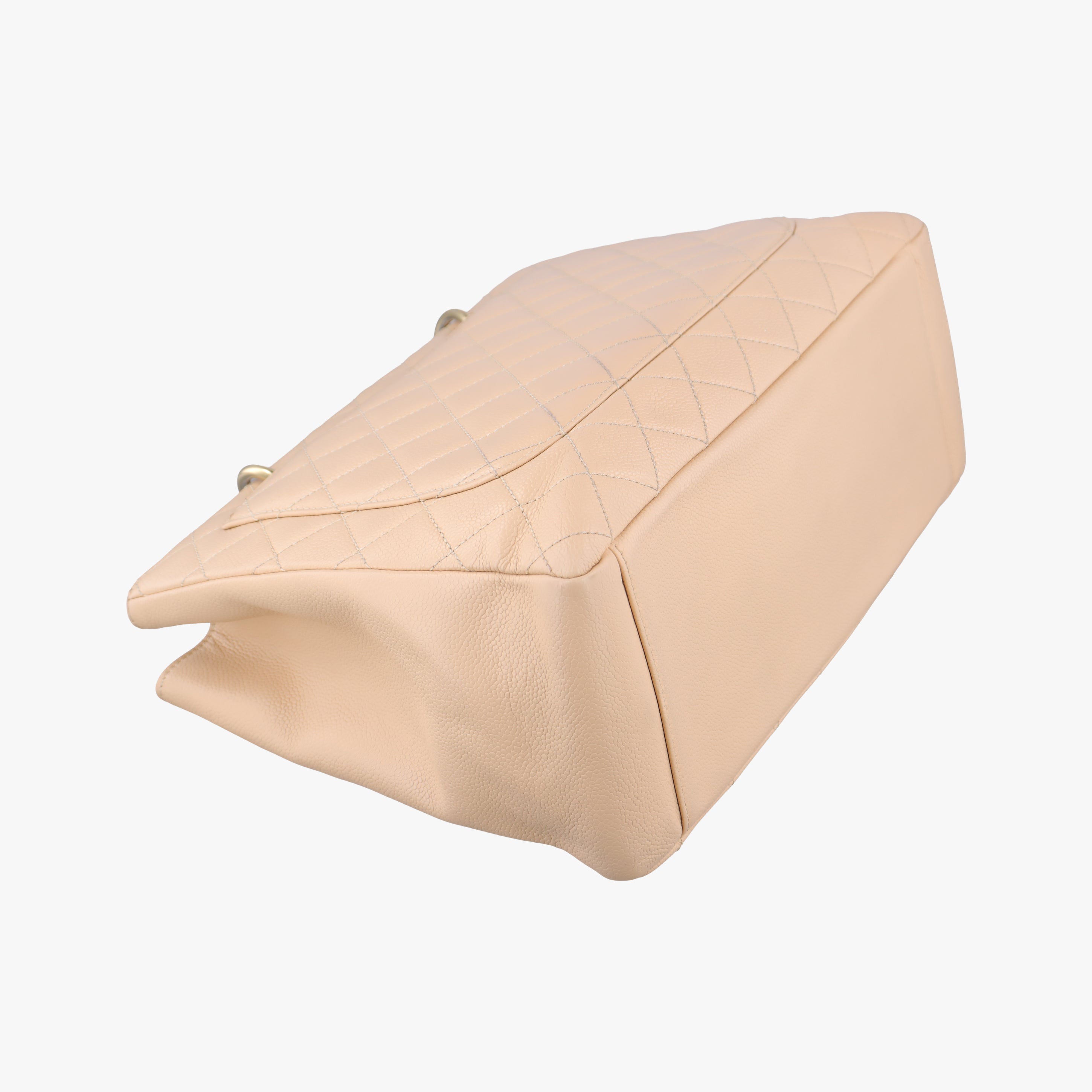 Pre-owned Chanel Matelasse Cocomark GST Beige caviar skin A50995 shoulderbag | stylenewstar