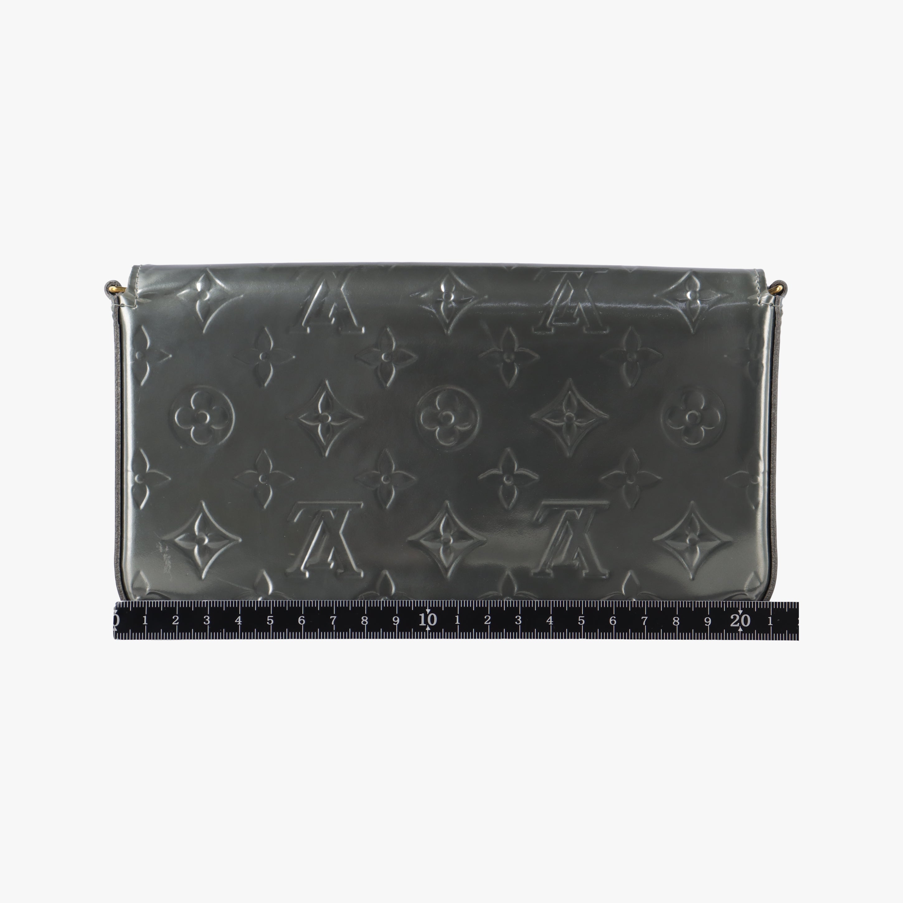 Pre-owned Louis Vuitton Pochette Felice Silver Vernis M68648 shoulderbag | stylenewstar