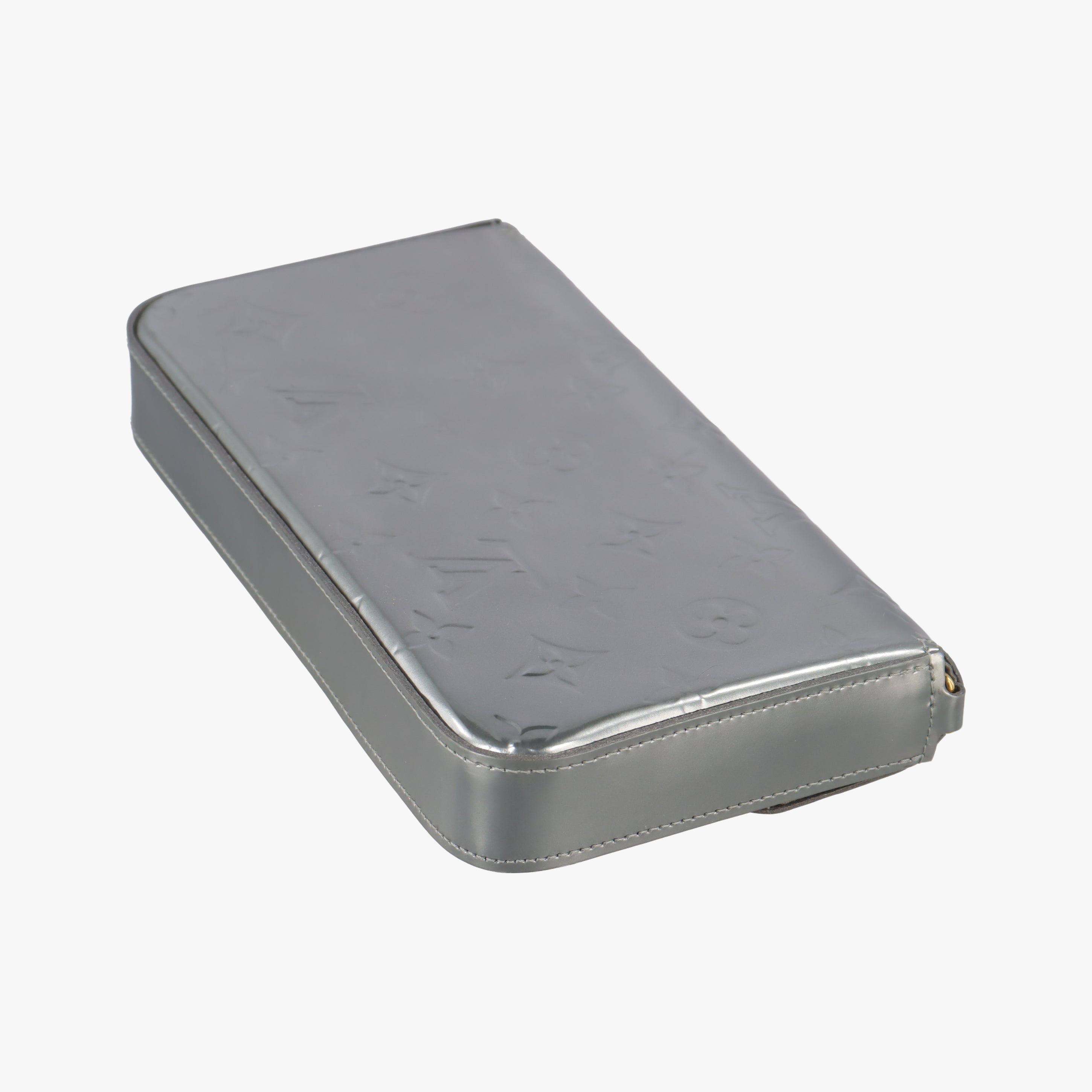 Pre-owned Louis Vuitton Pochette Felice Silver Vernis M68648 shoulderbag | stylenewstar