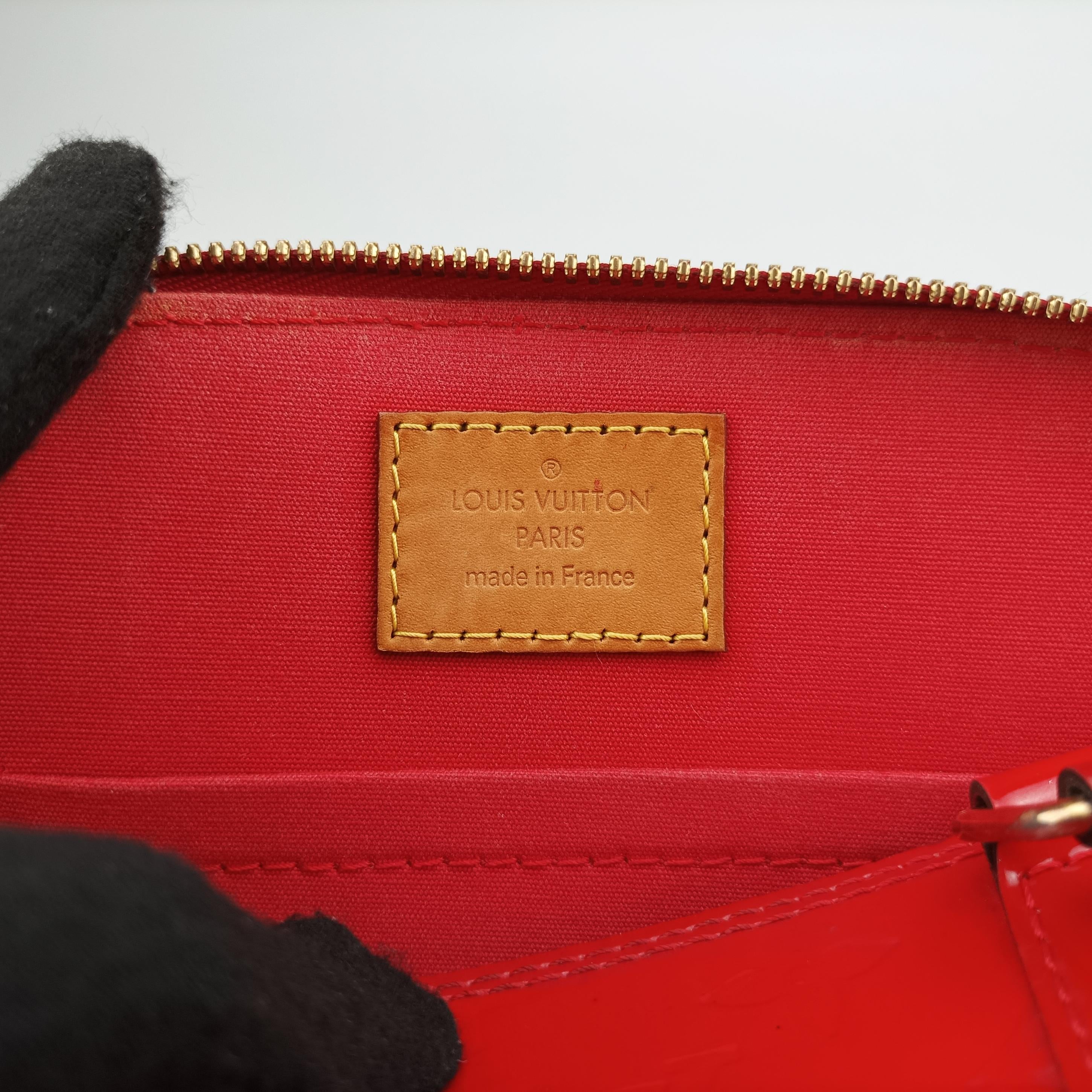Pre-owned Louis Vuitton Alma BB CERISE Vernis M90174 shoulderbag | stylenewstar