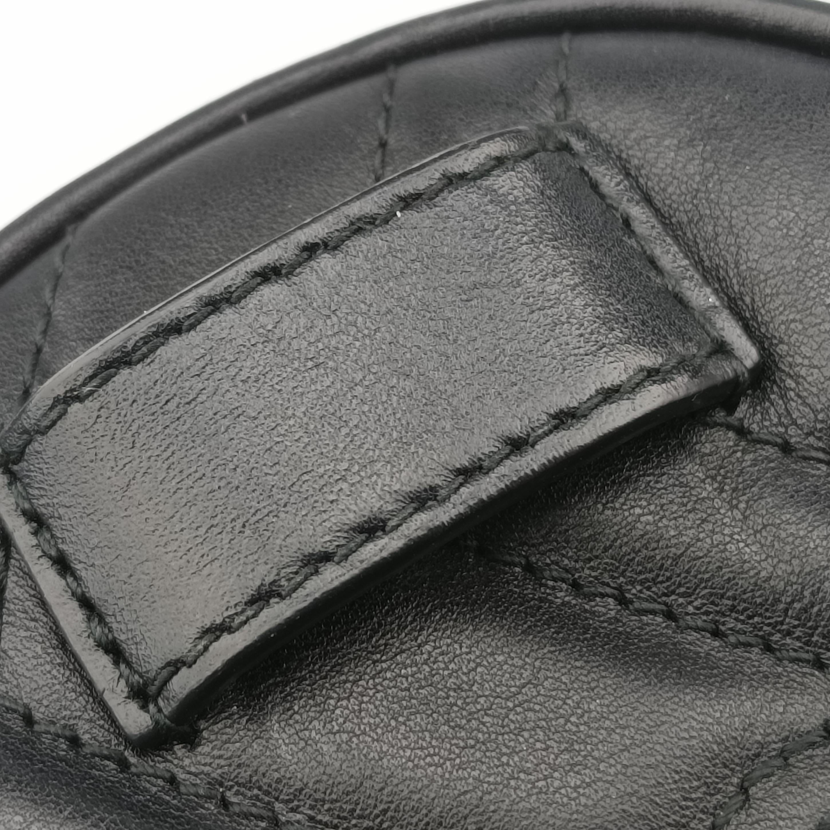 Pre-owned Gucci GG Marmont Black Leather 476434 bum bag/waist bag | stylenewstar