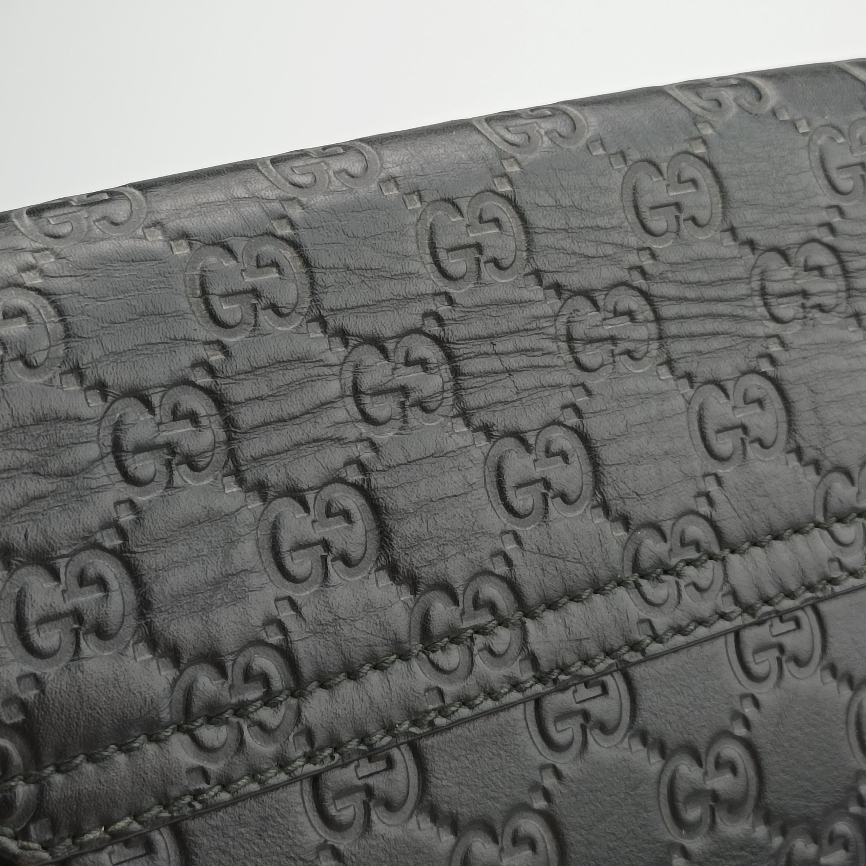 Pre-owned Gucci GG Plus GG Supreme Black Leather 406368 shoulderbag | stylenewstar