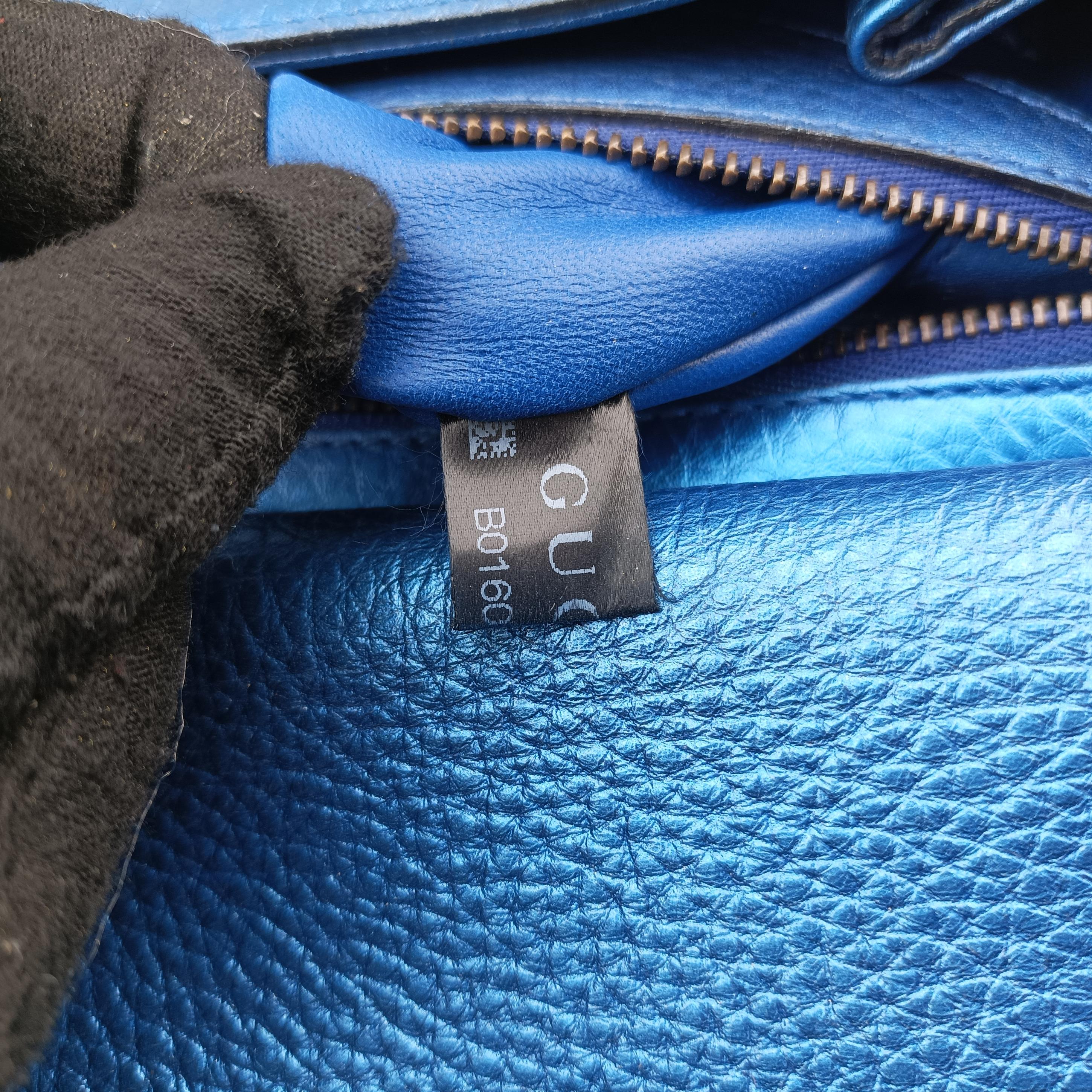 Secondhand Gucci Bamboo Fringe Blue Leather 347100 shoulderbag | stylenewstar