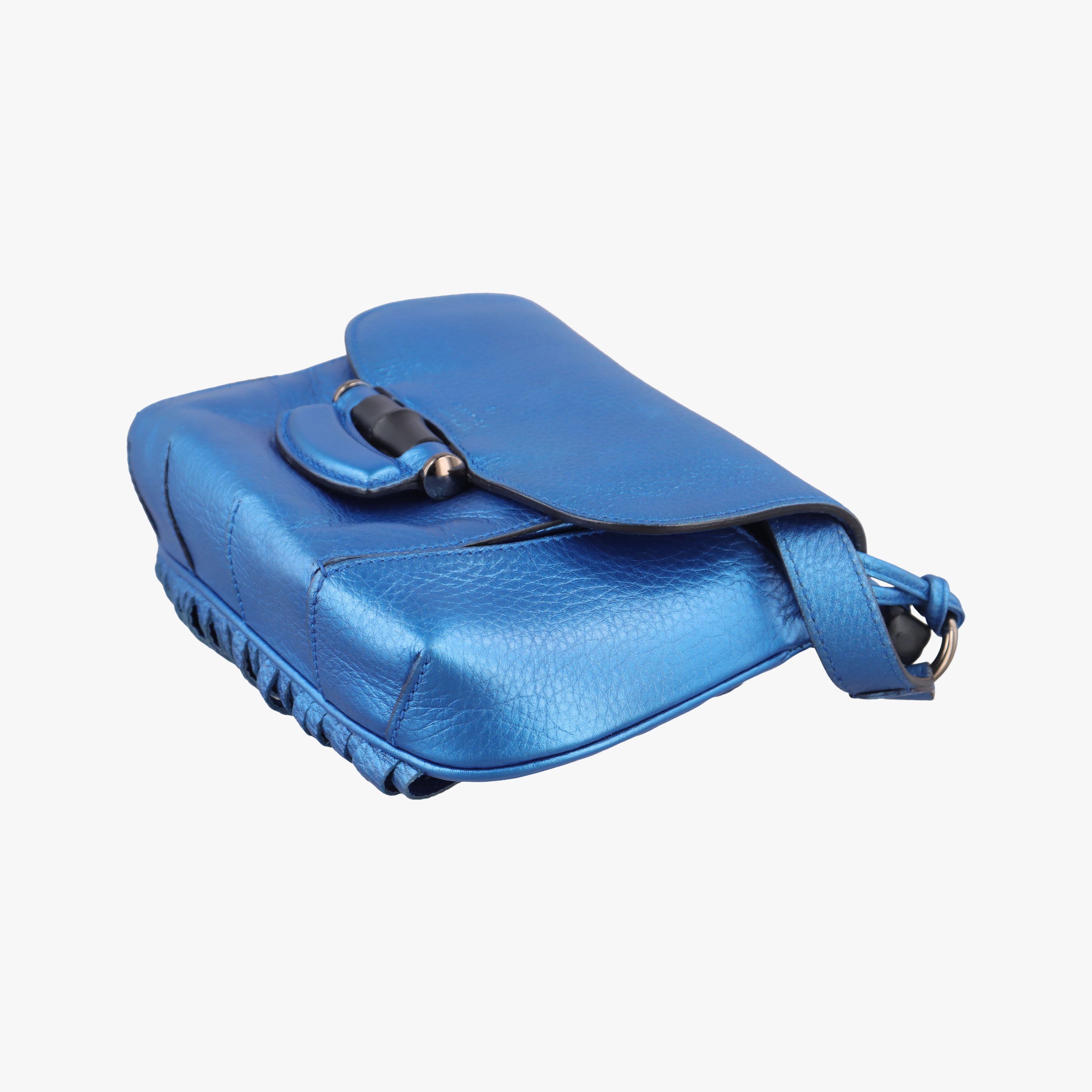 Secondhand Gucci Bamboo Fringe Blue Leather 347100 shoulderbag | stylenewstar