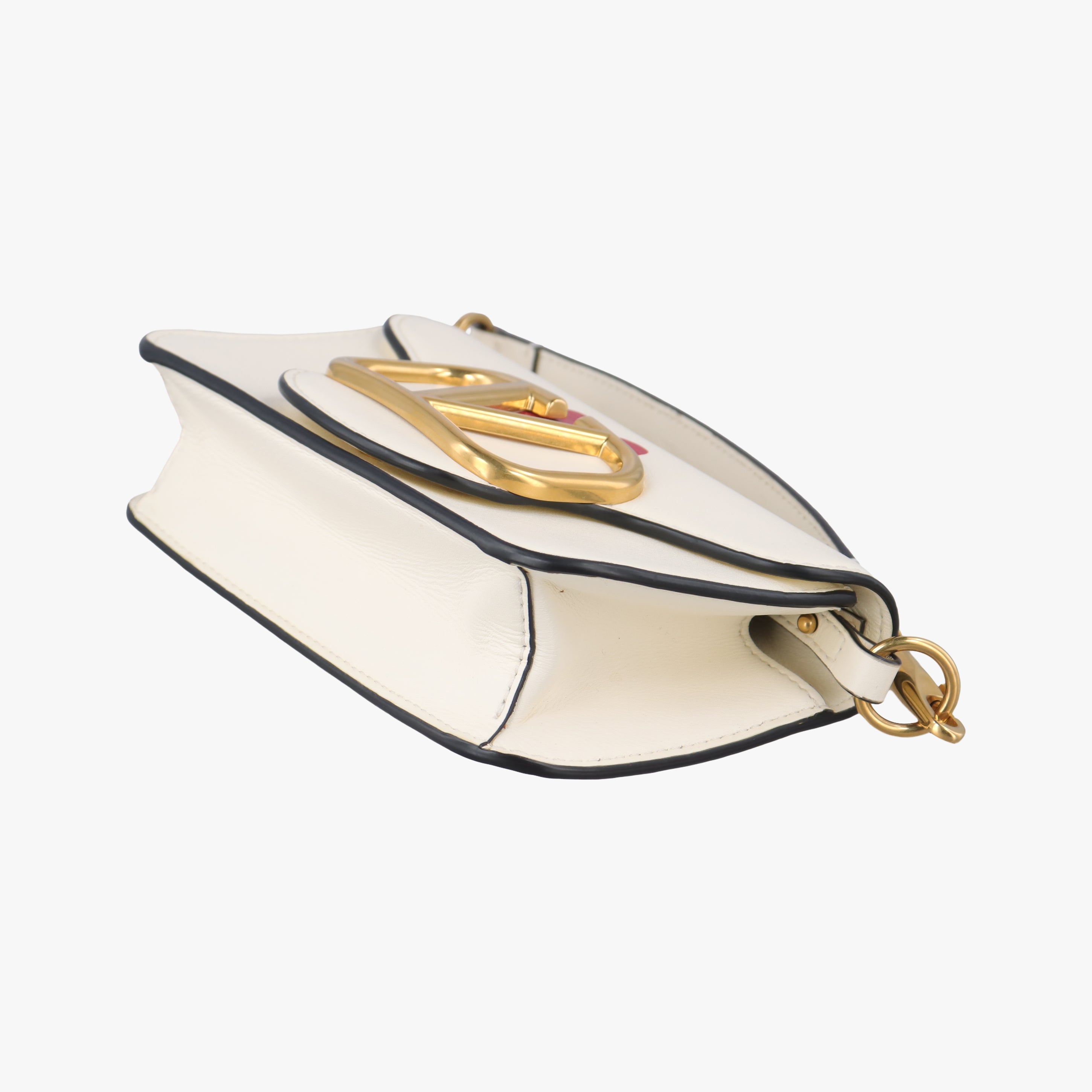 Pre-owned Valentino Garavani Loco White Leather  handbag | stylenewstar