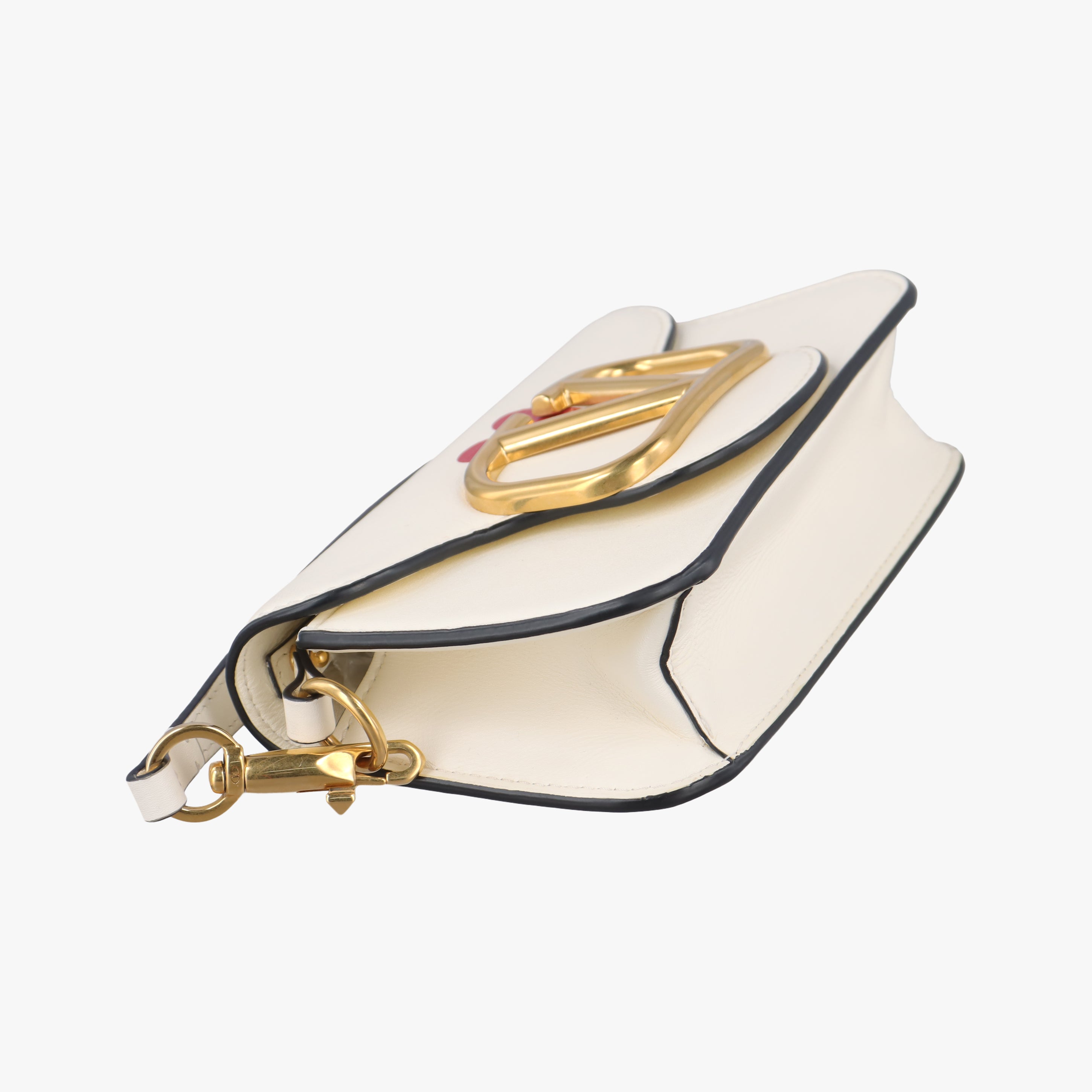 Pre-owned Valentino Garavani Loco White Leather  handbag | stylenewstar