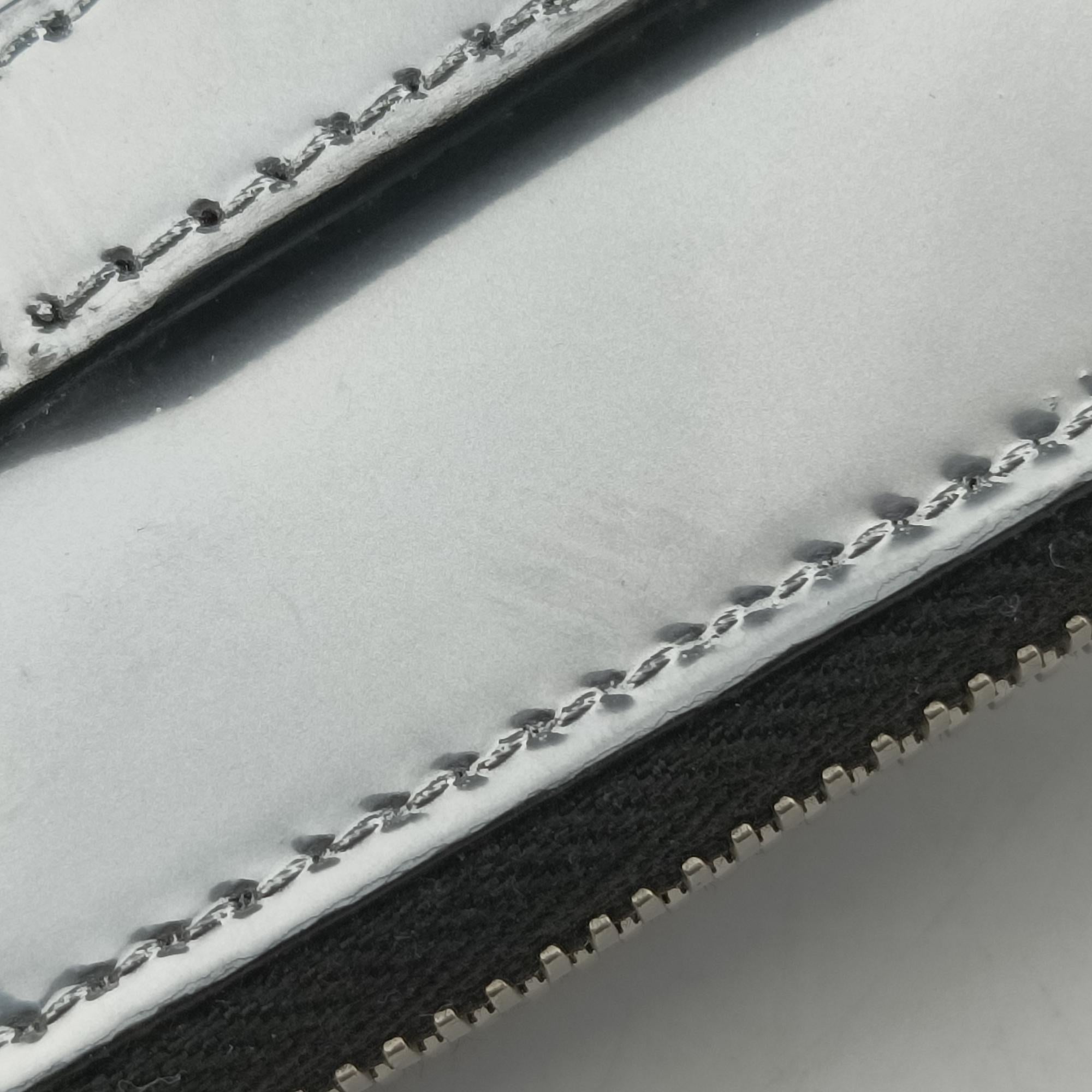 Pre-owned Prada Brique Chrome Silver Patent 2VH070 shoulderbag | stylenewstar
