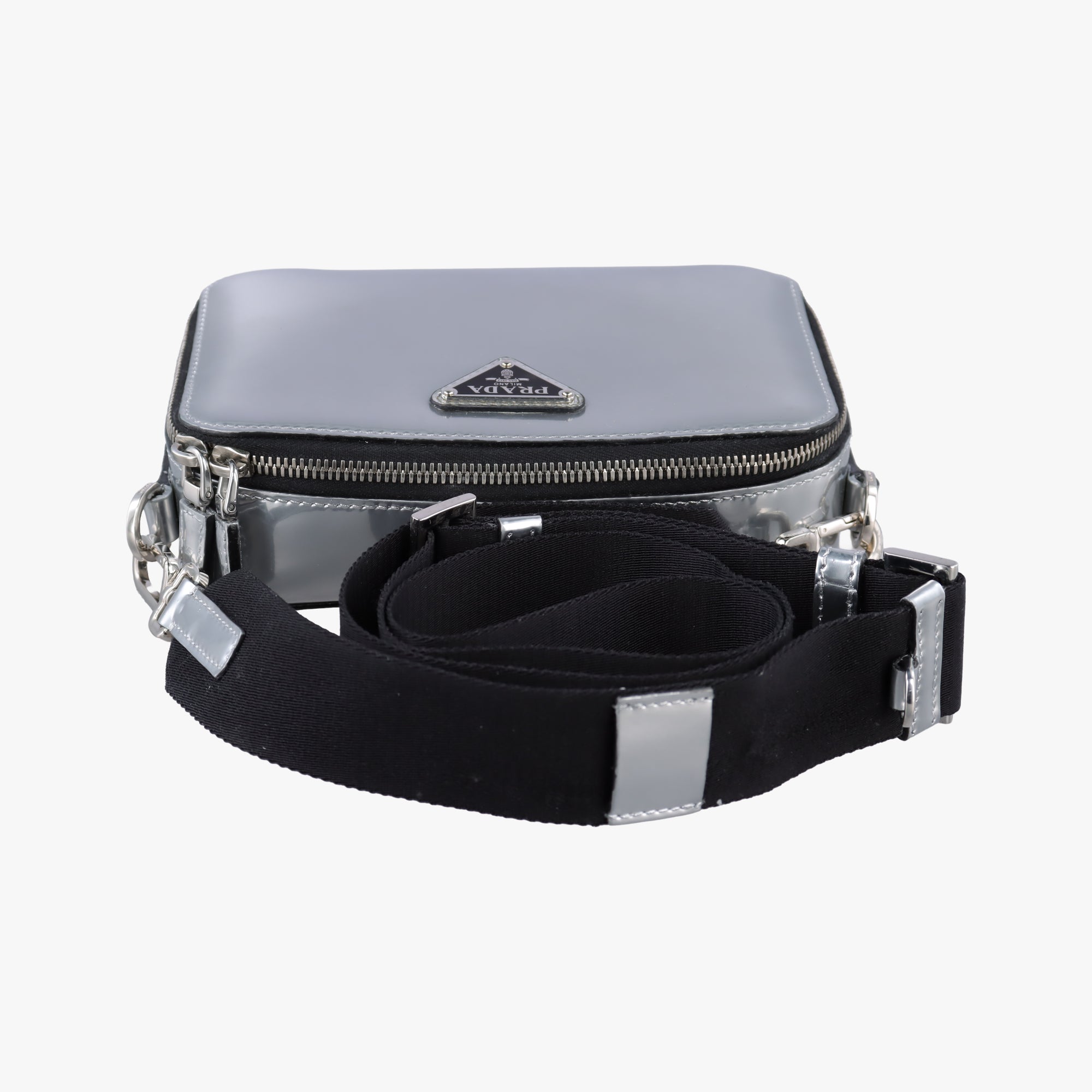 Pre-owned Prada Brique Chrome Silver Patent 2VH070 shoulderbag | stylenewstar