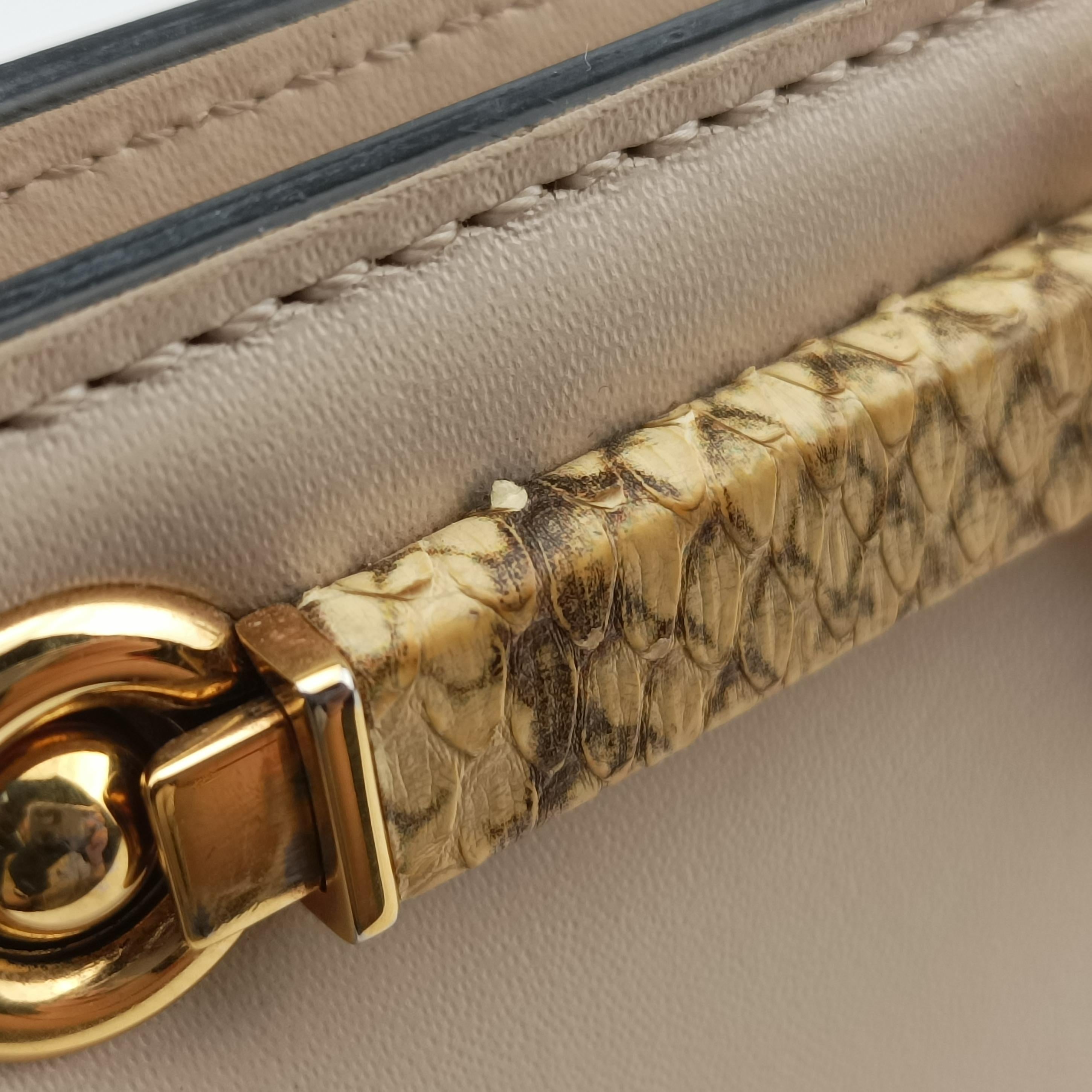 Vintage Fendi Touch Beige Leather 8BT349 shoulderbag | stylenewstar