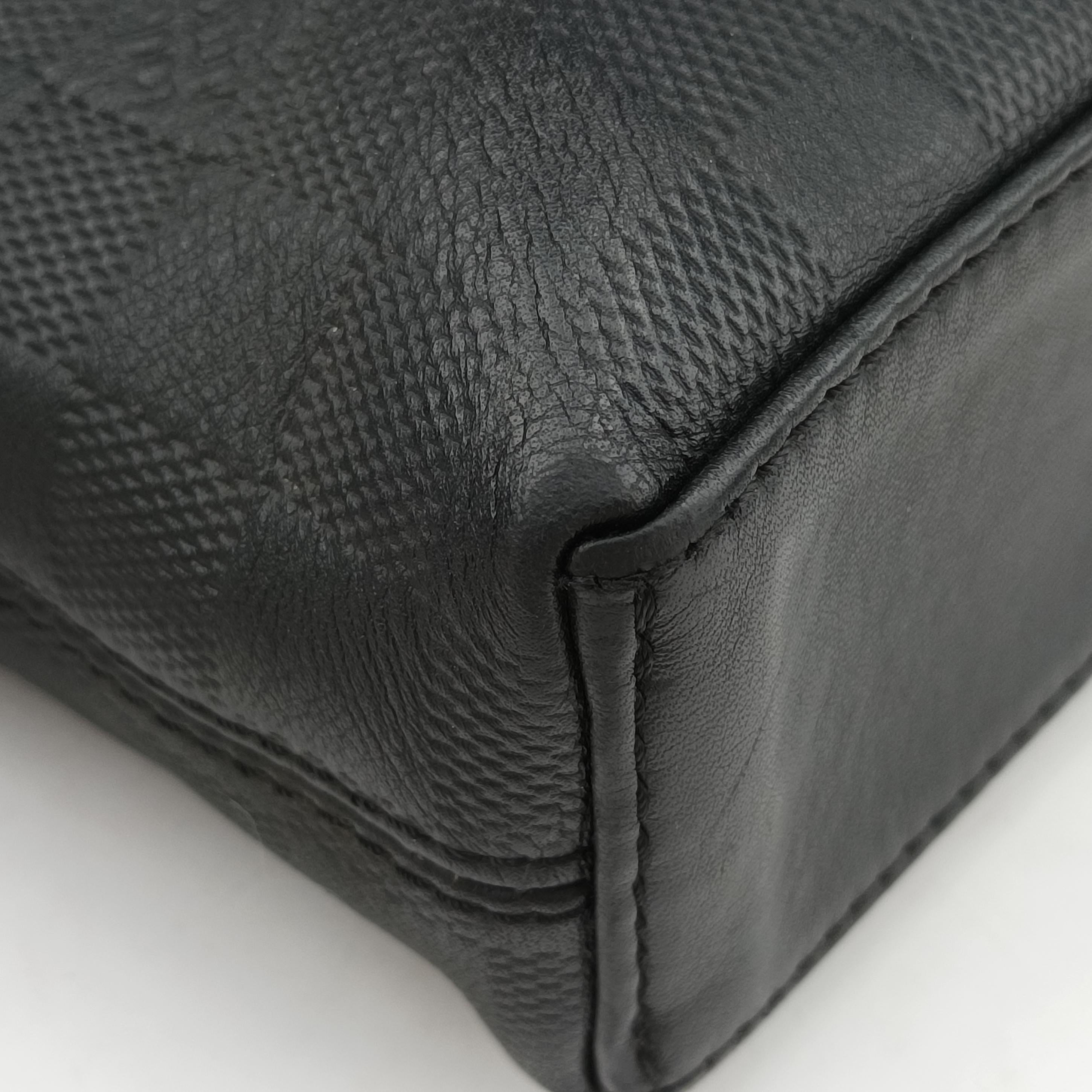 Vintage Louis Vuitton Porte Documents Jour Noir Damier Graphite N48224 handbag | stylenewstar