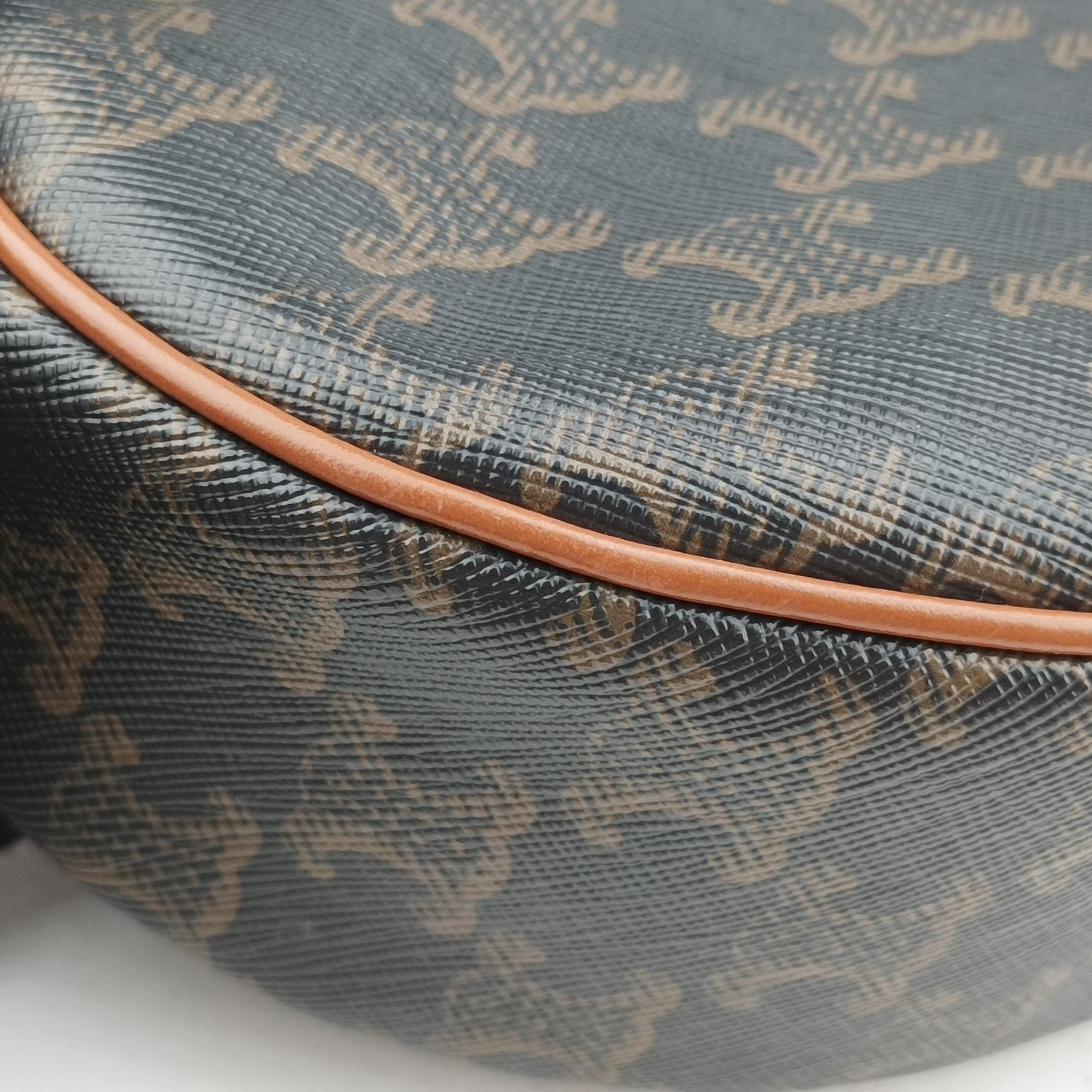 Pre-owned Celine Ava Triomphe Brown PVC coated canvas  shoulderbag | stylenewstar