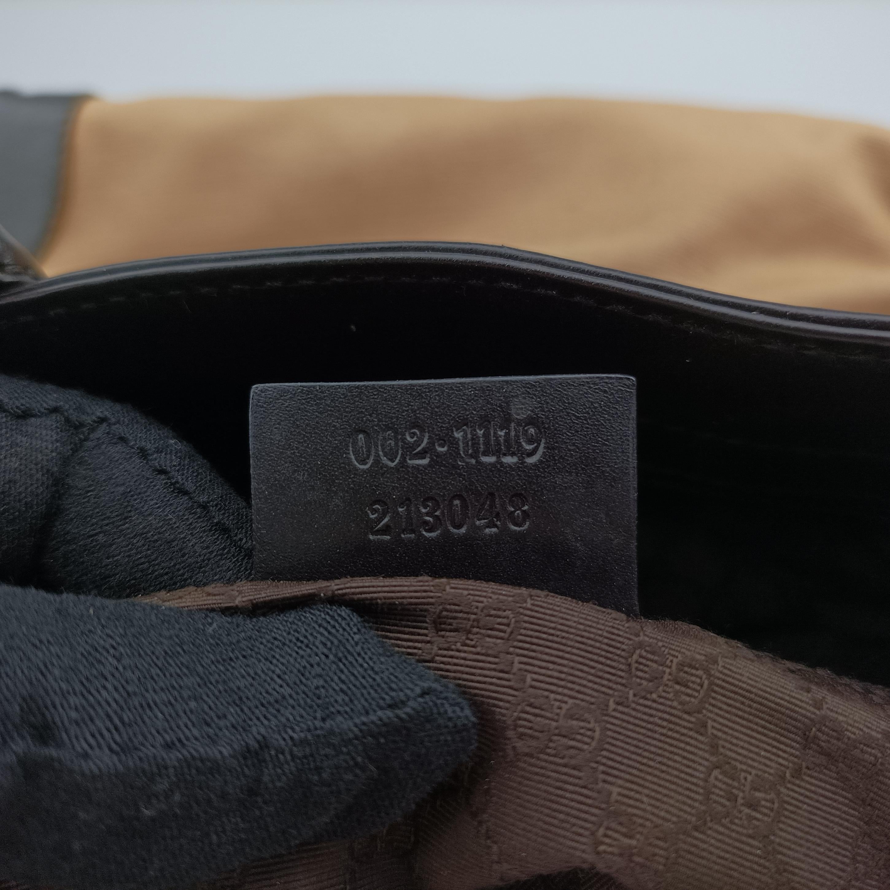 Pre-owned Gucci Sherry Line beige×Black×Red×Green canvas×leather 002.11 handbag | stylenewstar