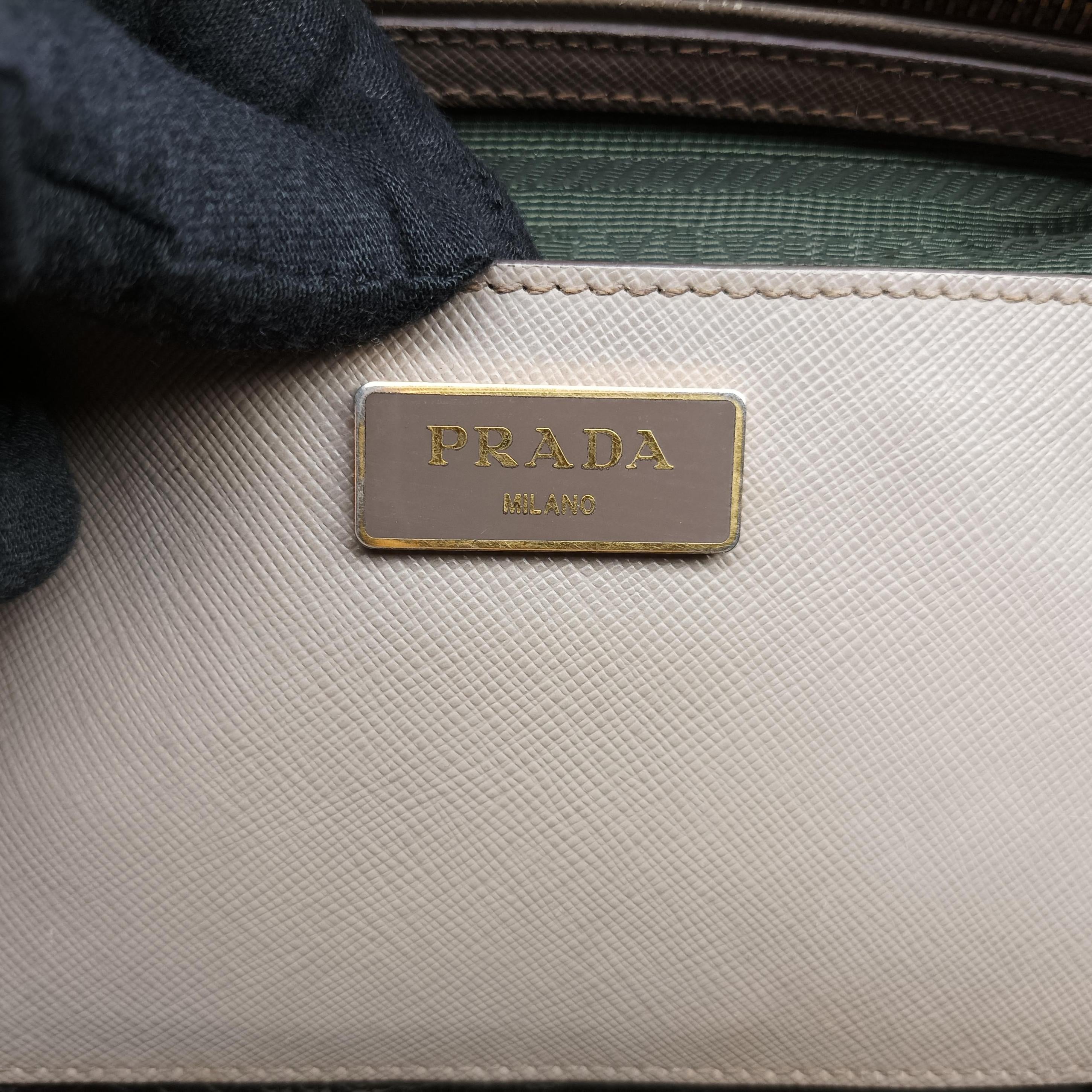 Secondhand Prada Galleria beige SAFFIANO Leather BN2274 shoulderbag | stylenewstar