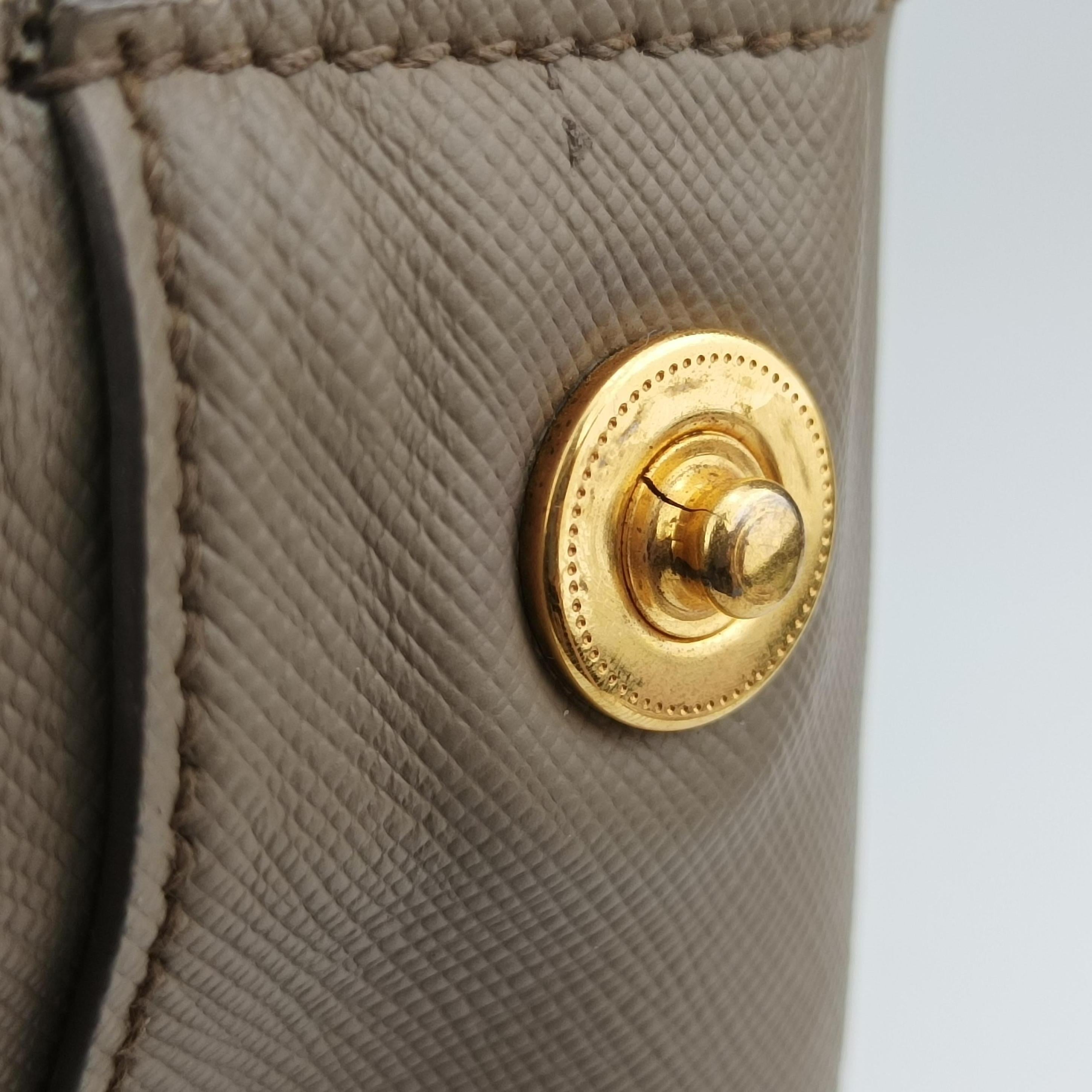 Secondhand Prada Galleria beige SAFFIANO Leather BN2274 shoulderbag | stylenewstar