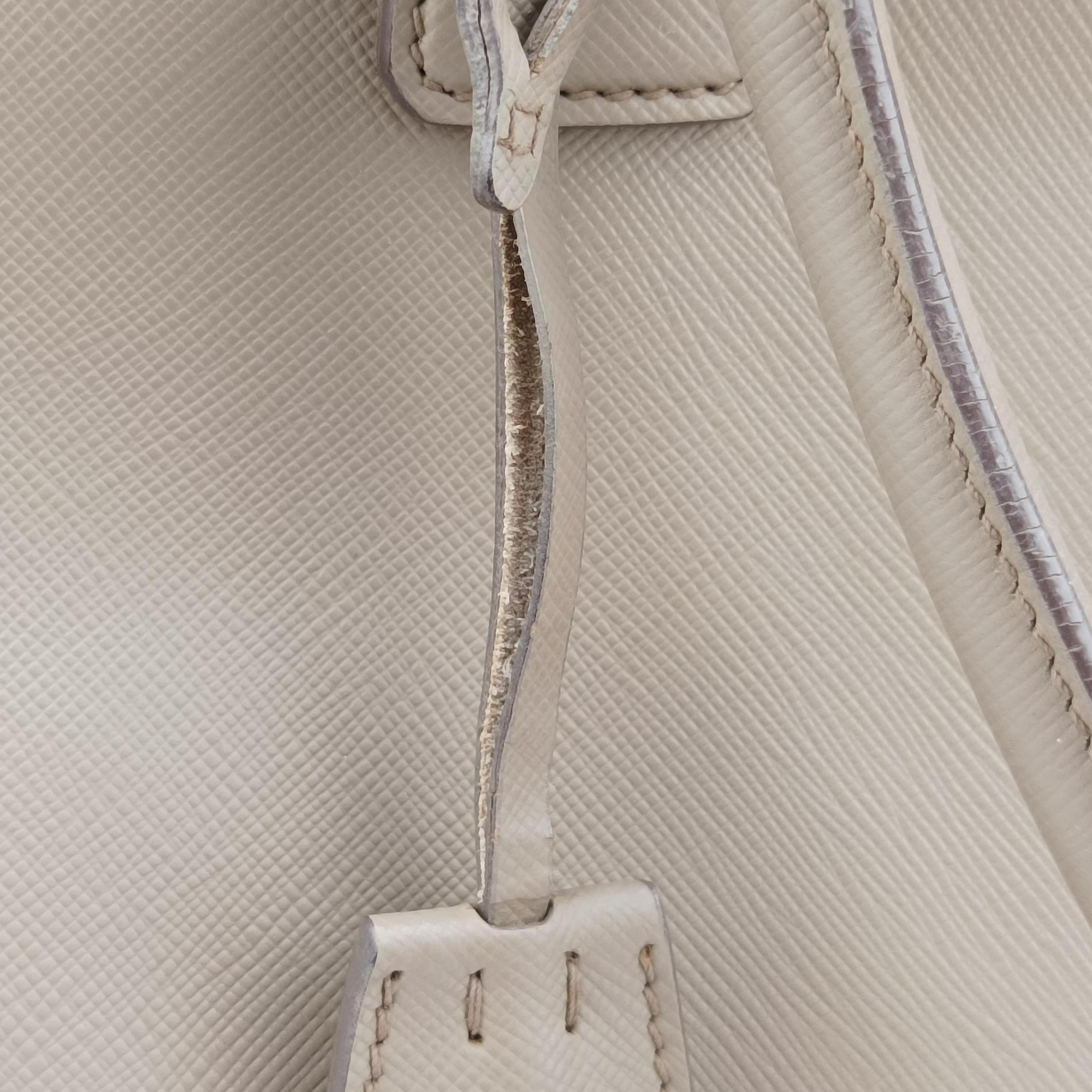 Secondhand Prada Galleria beige SAFFIANO Leather BN2274 shoulderbag | stylenewstar