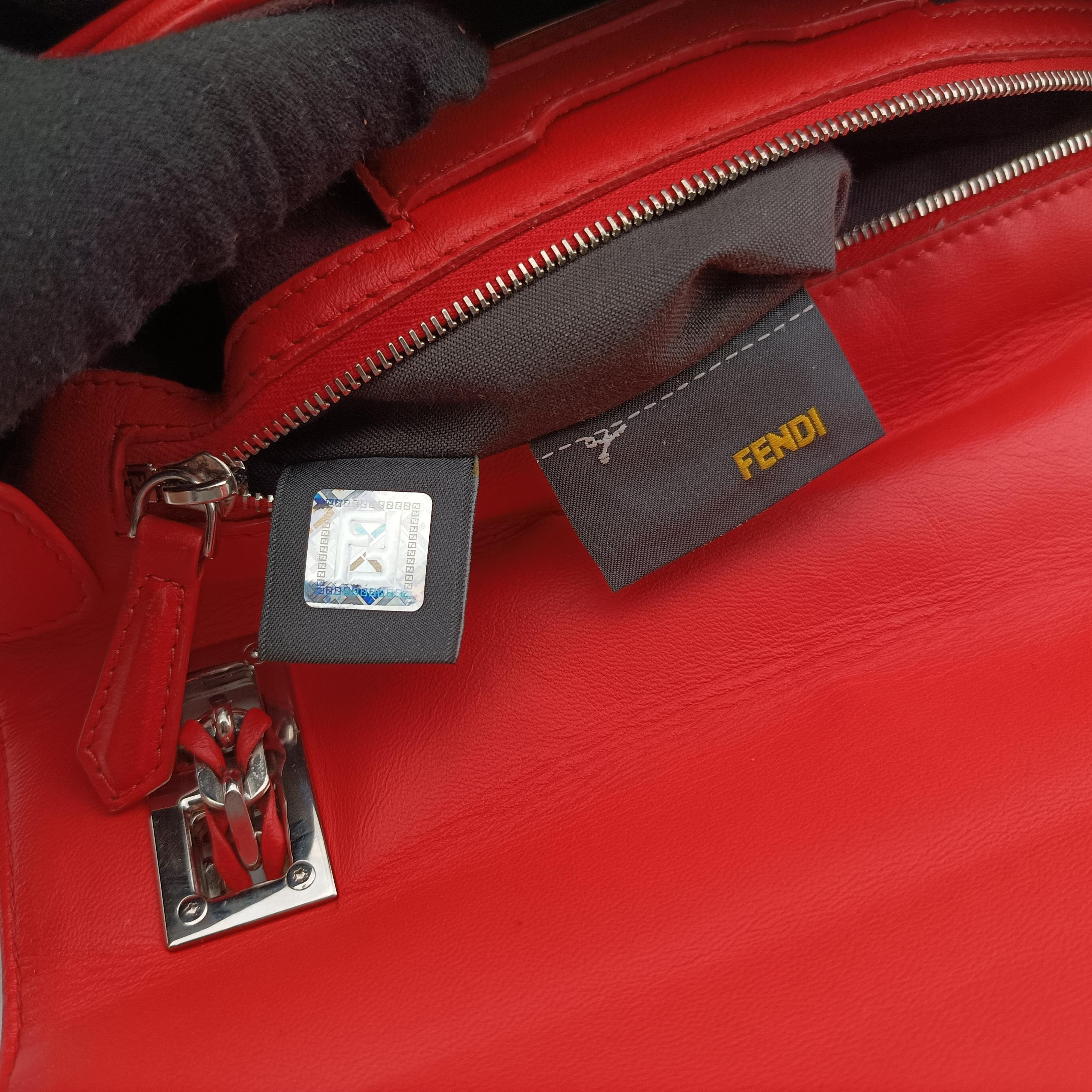 Pre-owned Fendi Be Baguette Red×Burgundy Leather 8BR677 shoulderbag | stylenewstar