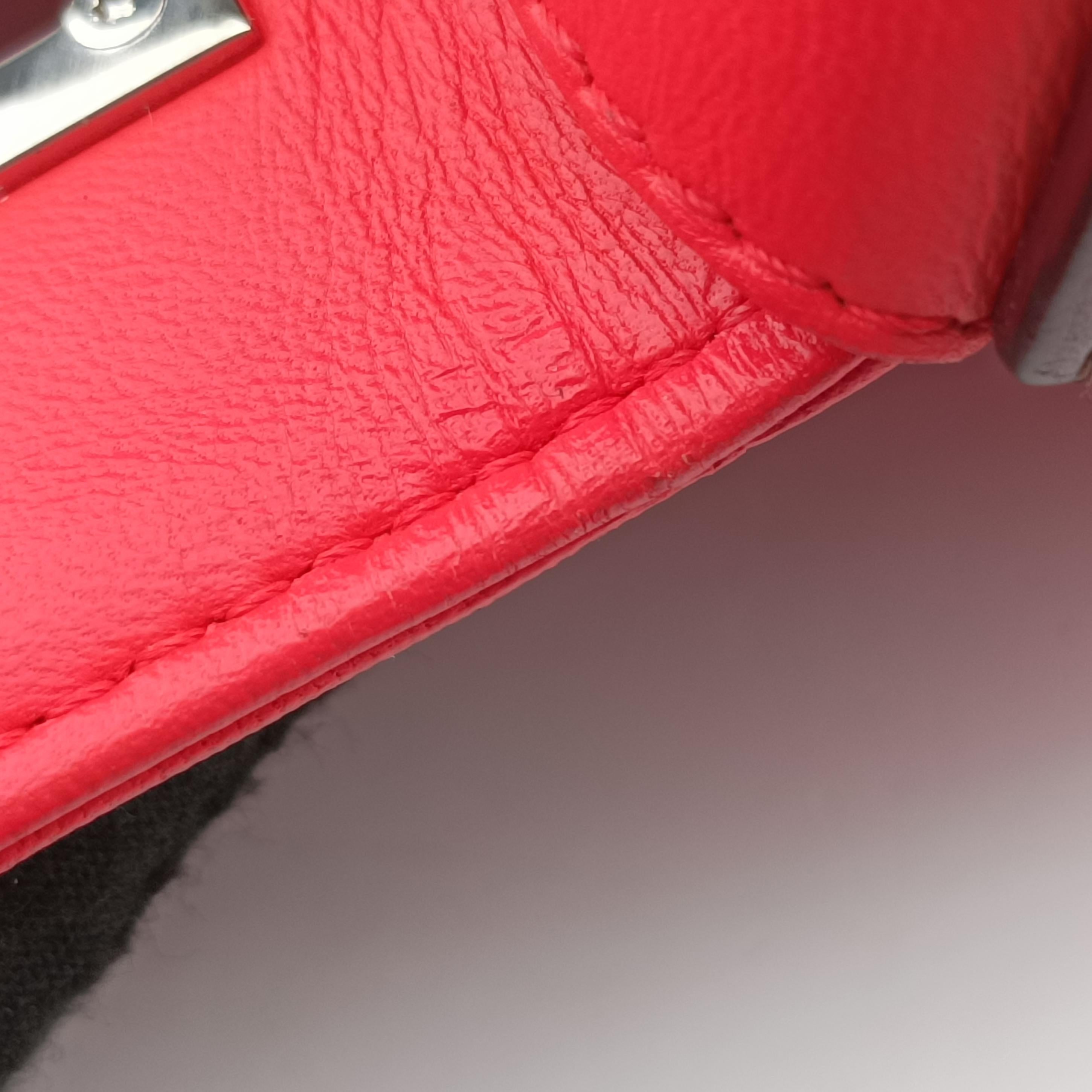 Pre-owned Fendi Be Baguette Red×Burgundy Leather 8BR677 shoulderbag | stylenewstar