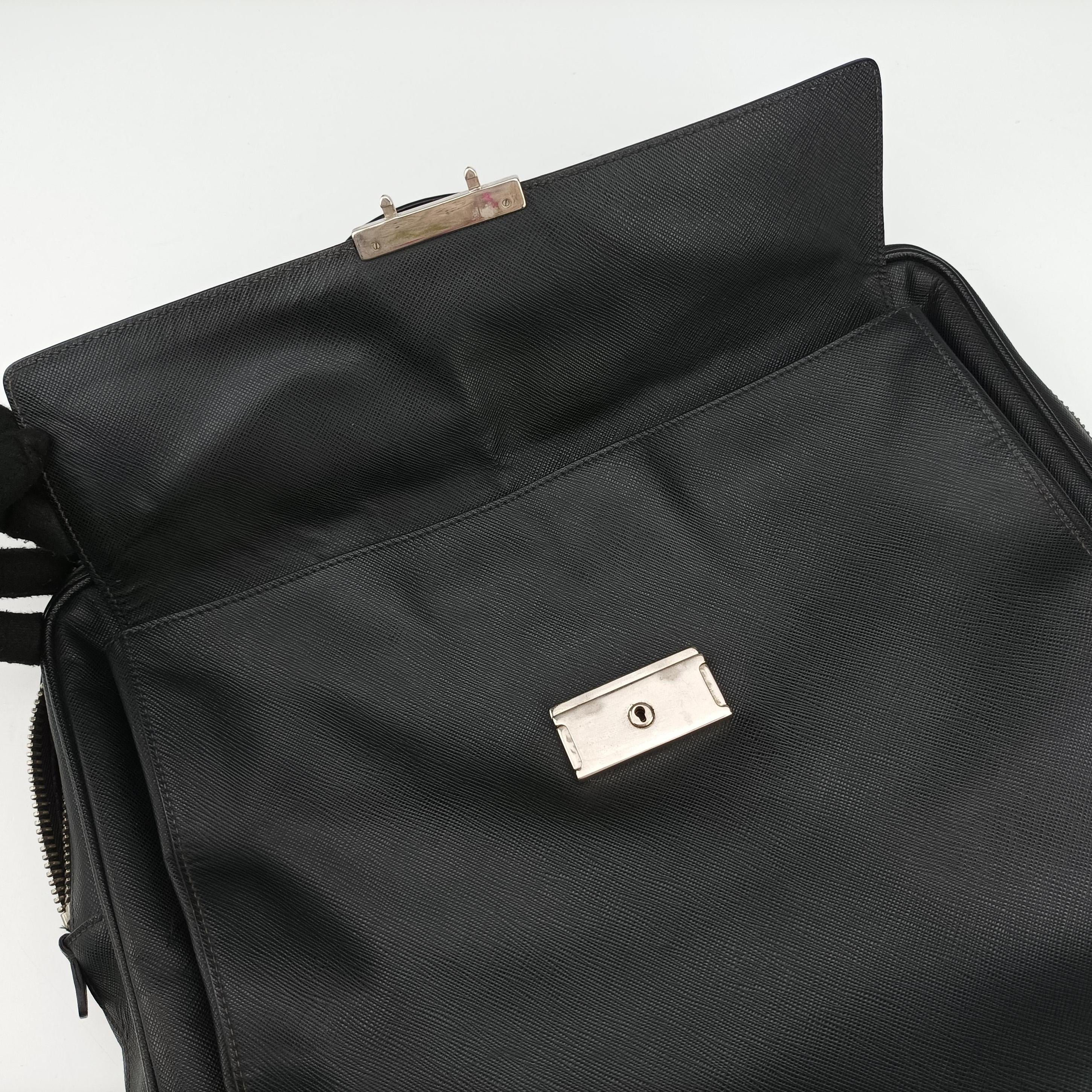 Pre-owned Prada Push-Lock Briefcases Black Saffiano Leather  handbag | stylenewstar