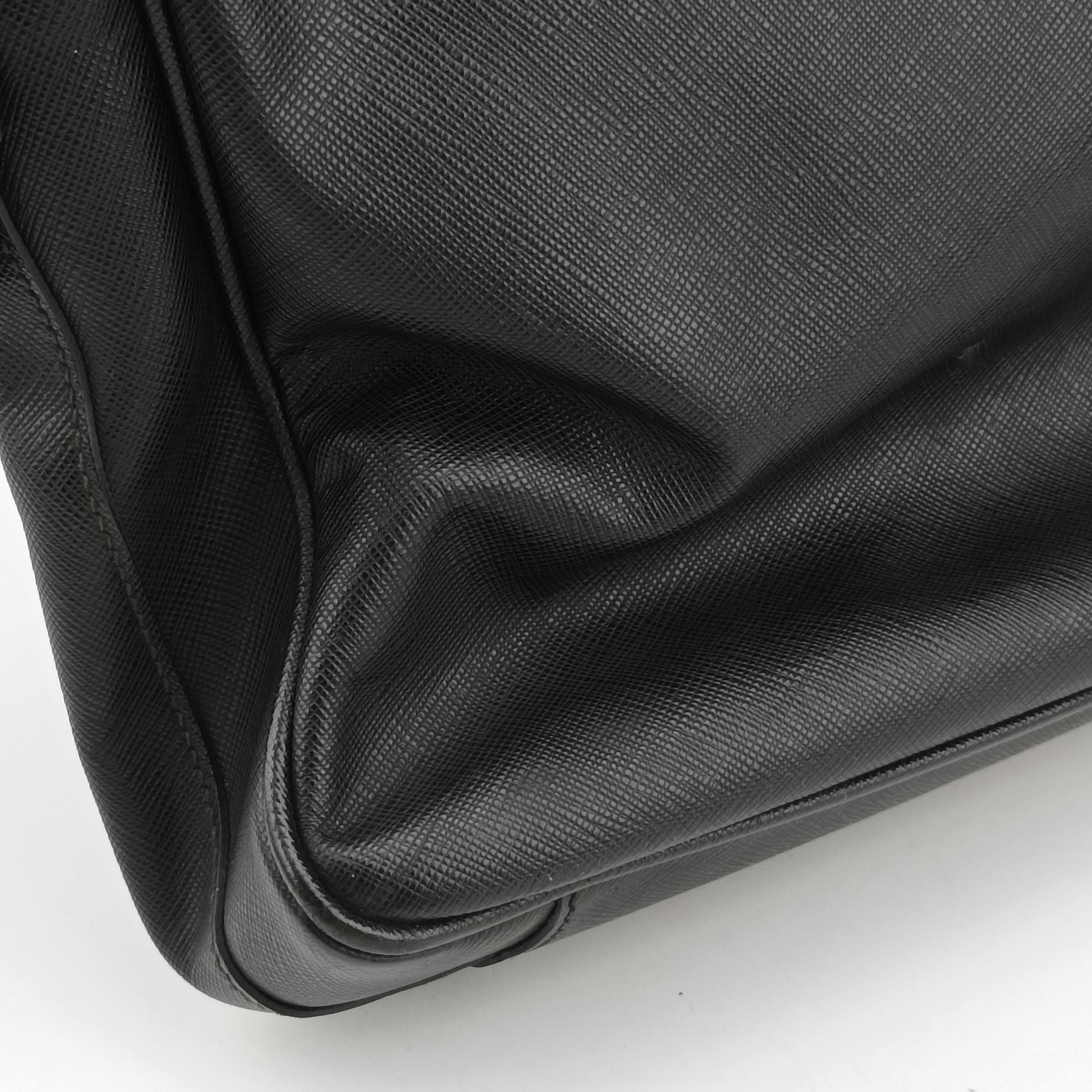 Pre-owned Prada Push-Lock Briefcases Black Saffiano Leather  handbag | stylenewstar