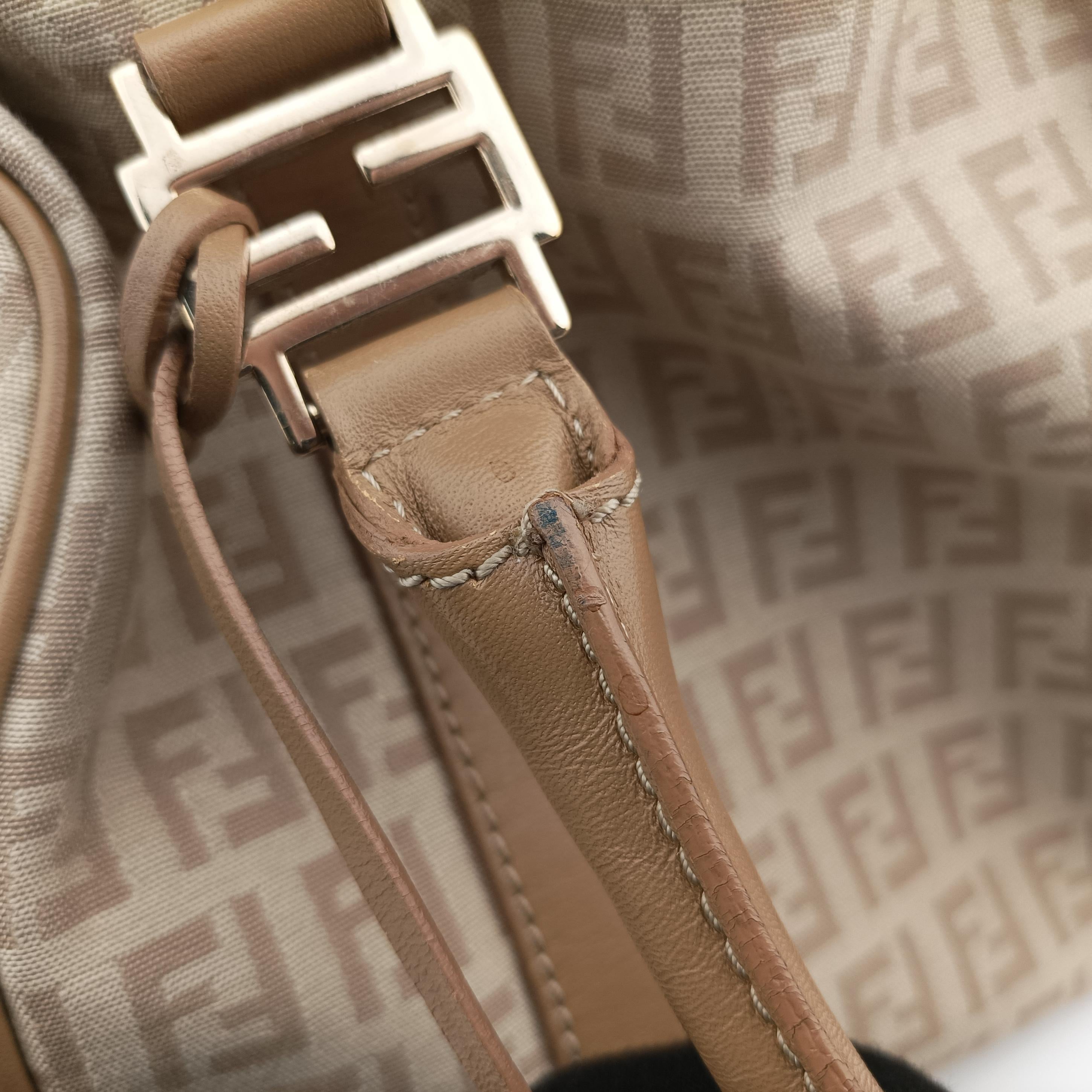 Pre-owned Fendi Zucchino Forever Bauletto beige canvas 8BL063 handbag | stylenewstar