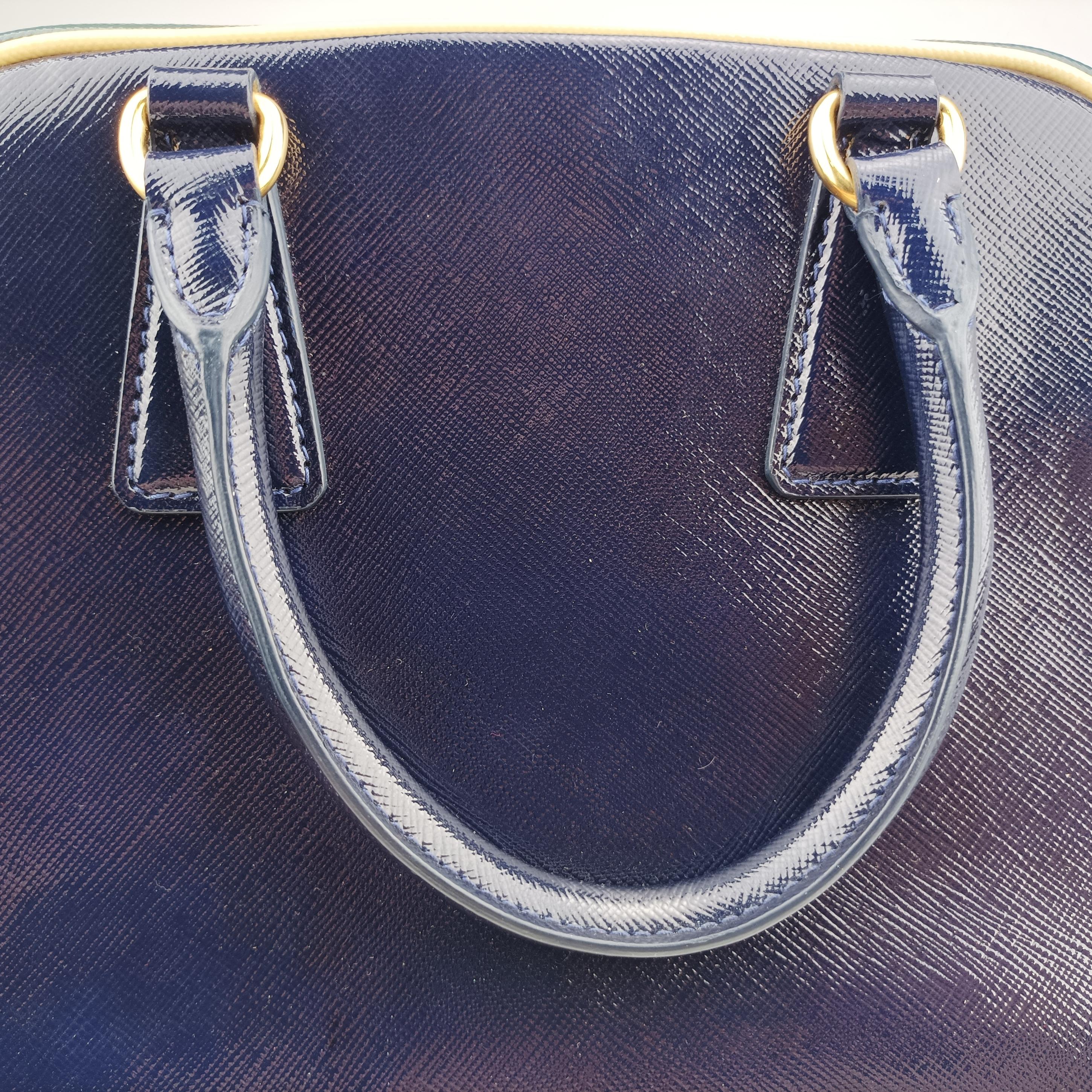 Pre-owned Prada Pyramid Navy×Green Patent  handbag | stylenewstar