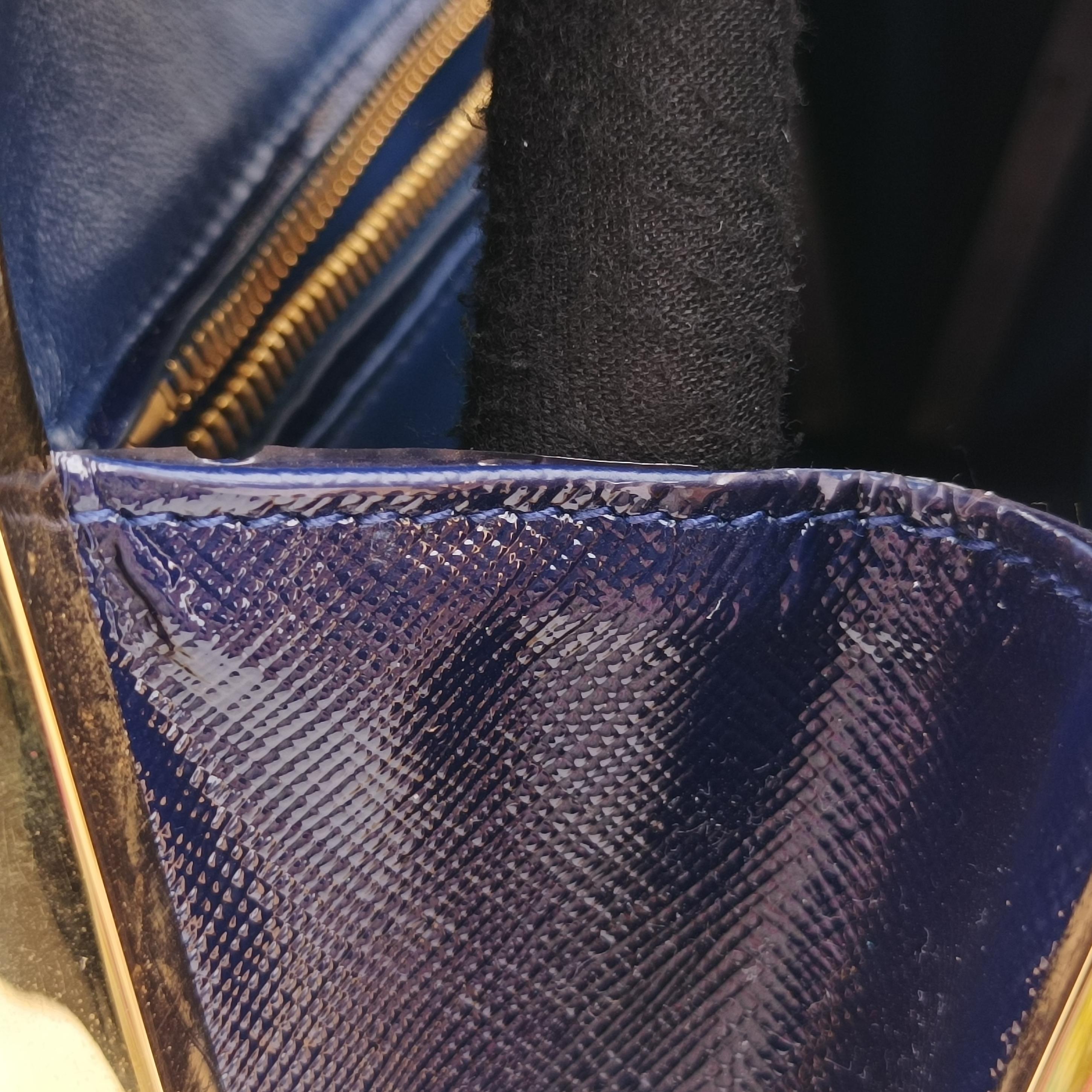 Pre-owned Prada Pyramid Navy×Green Patent  handbag | stylenewstar